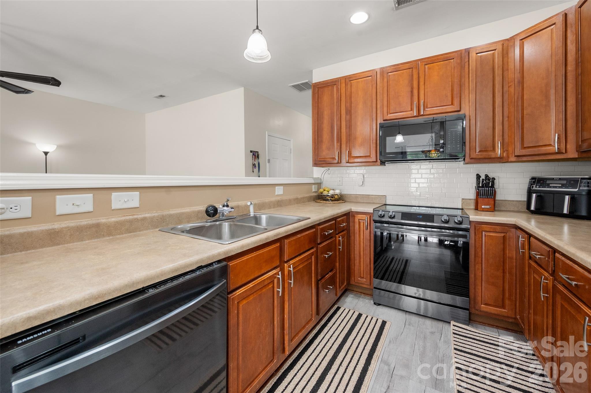 Townhouse at 228 Tail Race Lane, Fort Mill, photo 15 of 34