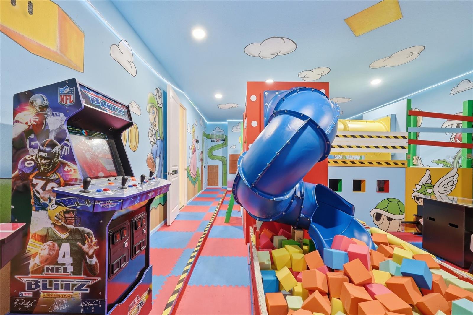 Kids’ Playroom - 2437 SHANTI DR, KISSIMMEE