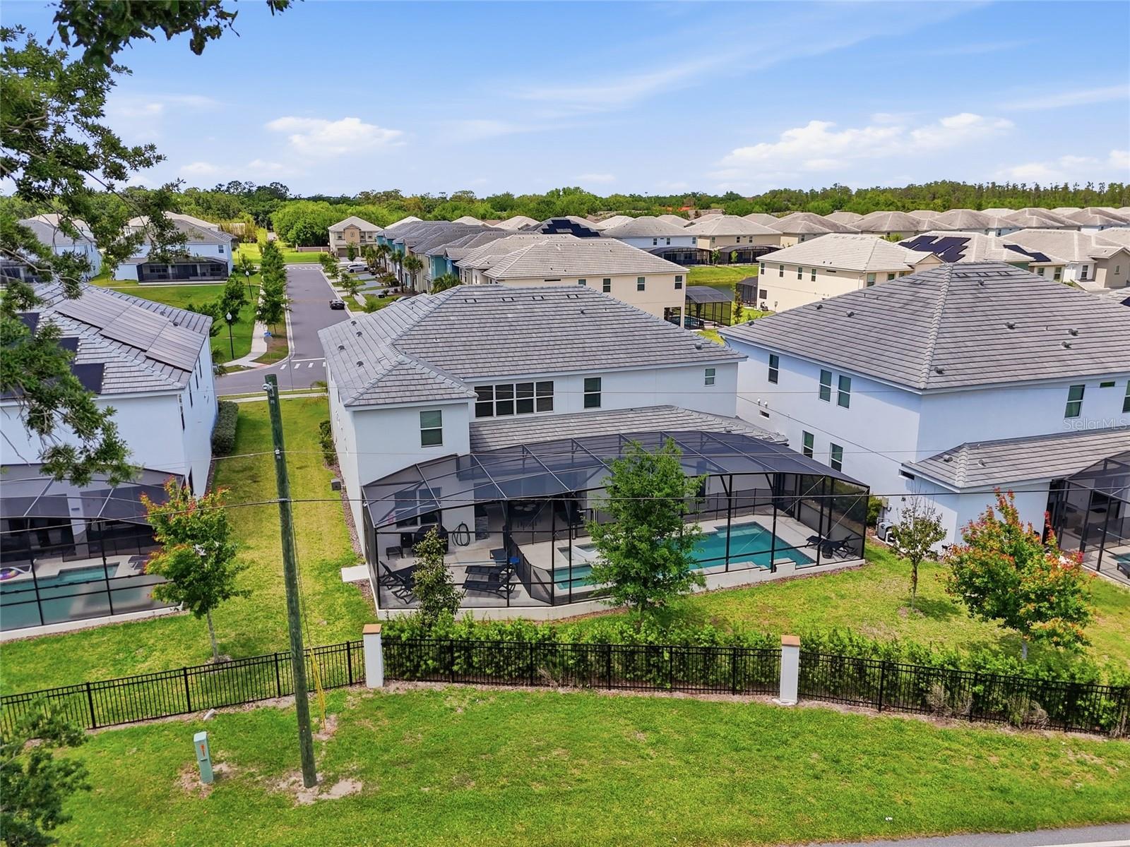 Single Family Residence at 2437 SHANTI DR, KISSIMMEE, photo 83 of 95