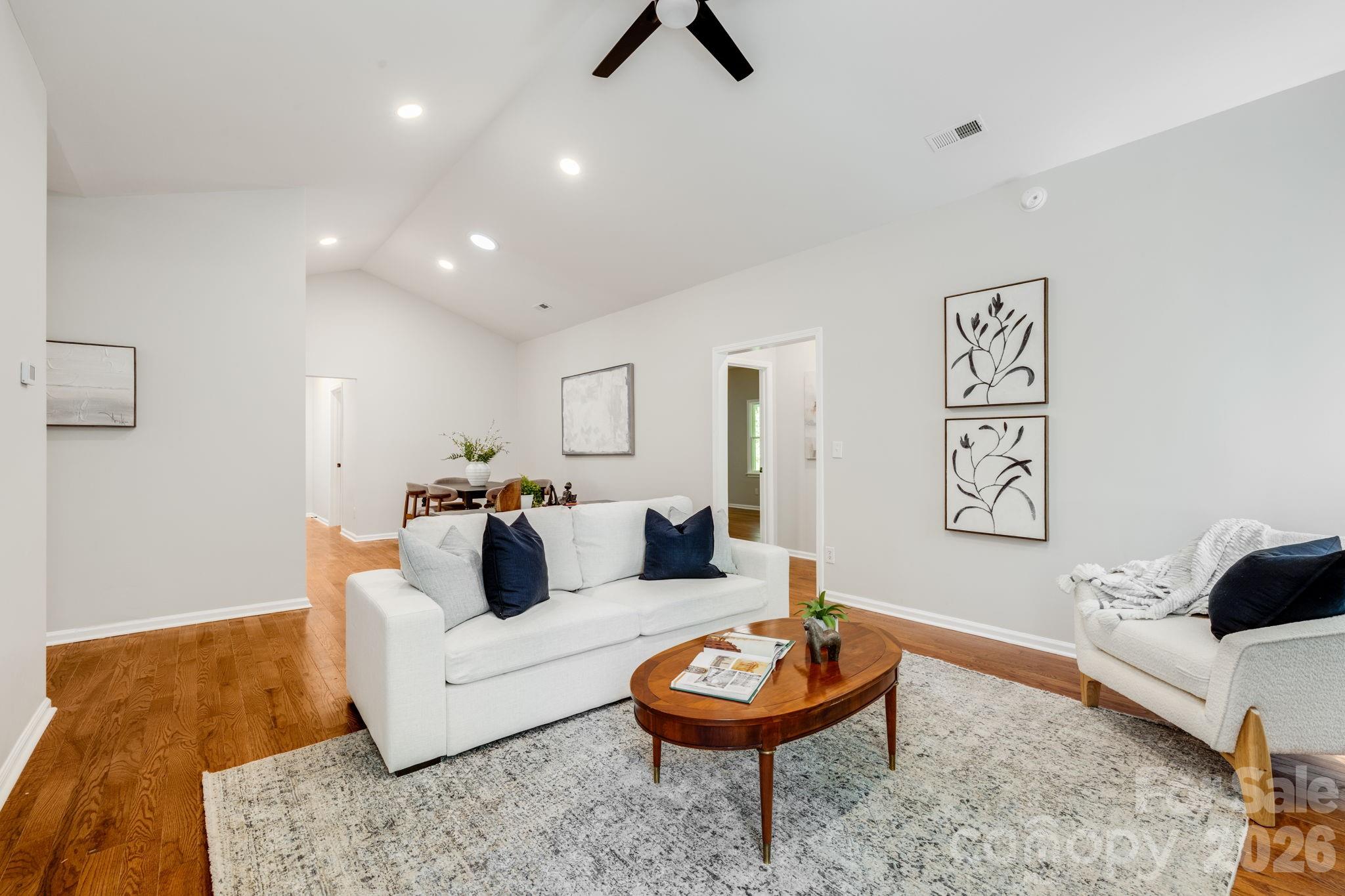 Single Family Residence at 132 Fox Cross Drive, Brevard, photo 25 of 47