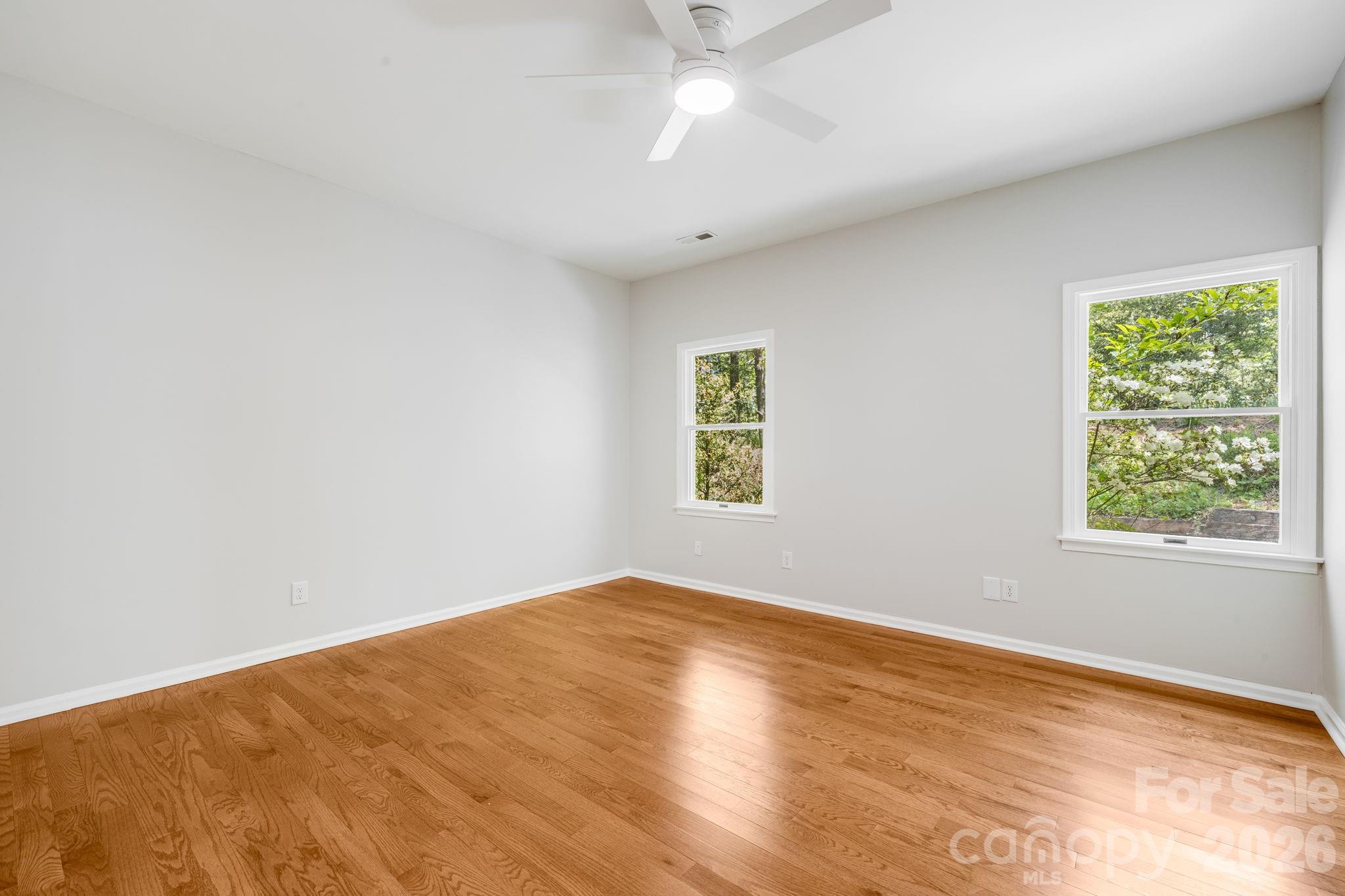 Single Family Residence at 132 Fox Cross Drive, Brevard, photo 29 of 47
