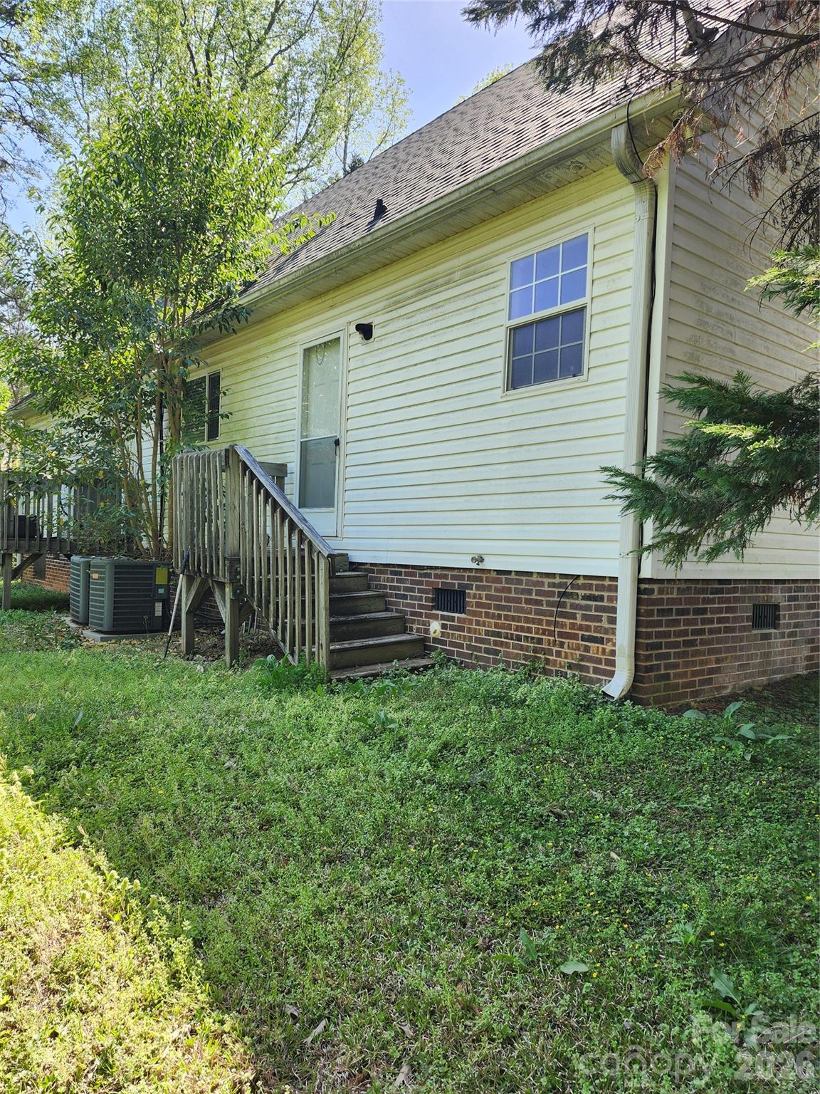 Back view - 213 Vicki Way, Stanley