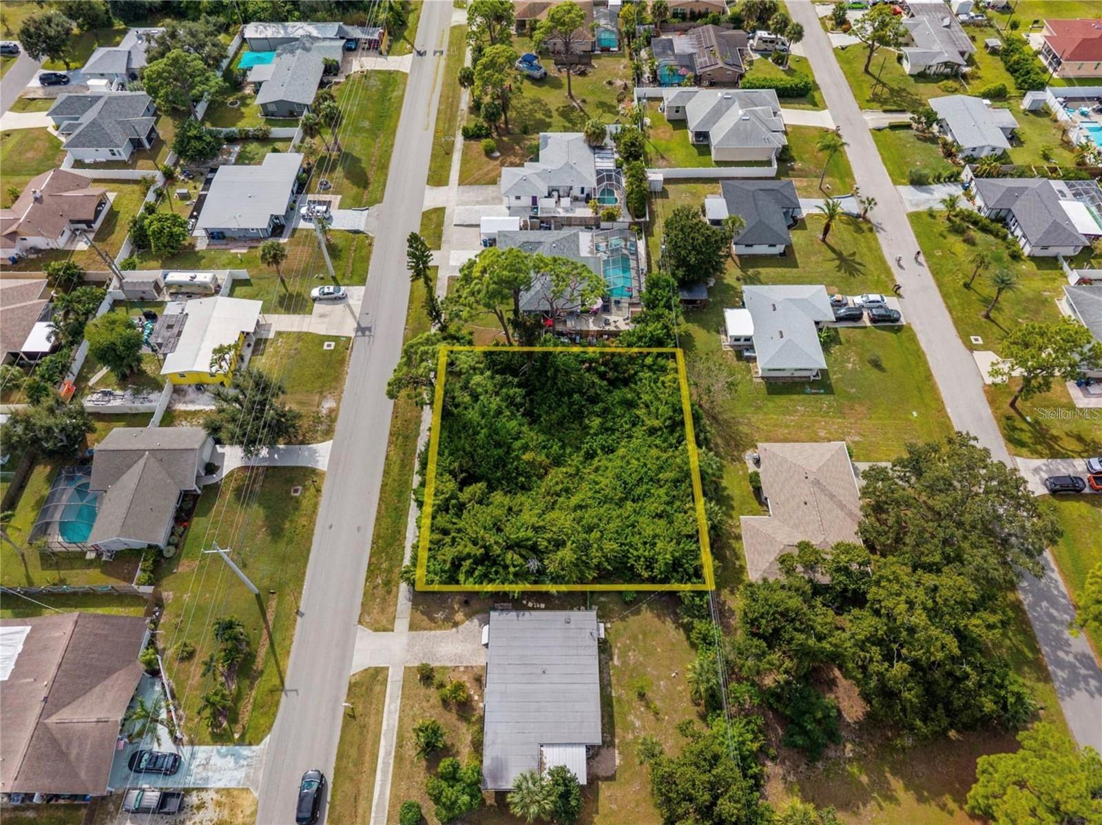 31 W SEMINOLE DR