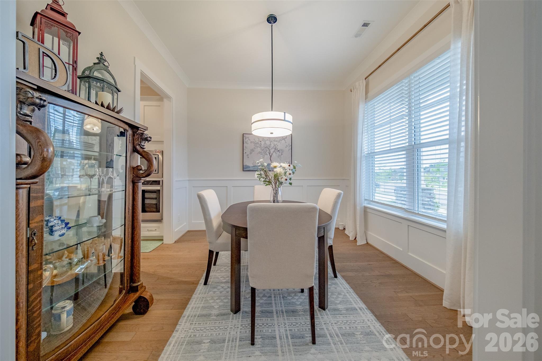 Single Family Residence at 3010 Alveston Drive NW, Concord, photo 7 of 43