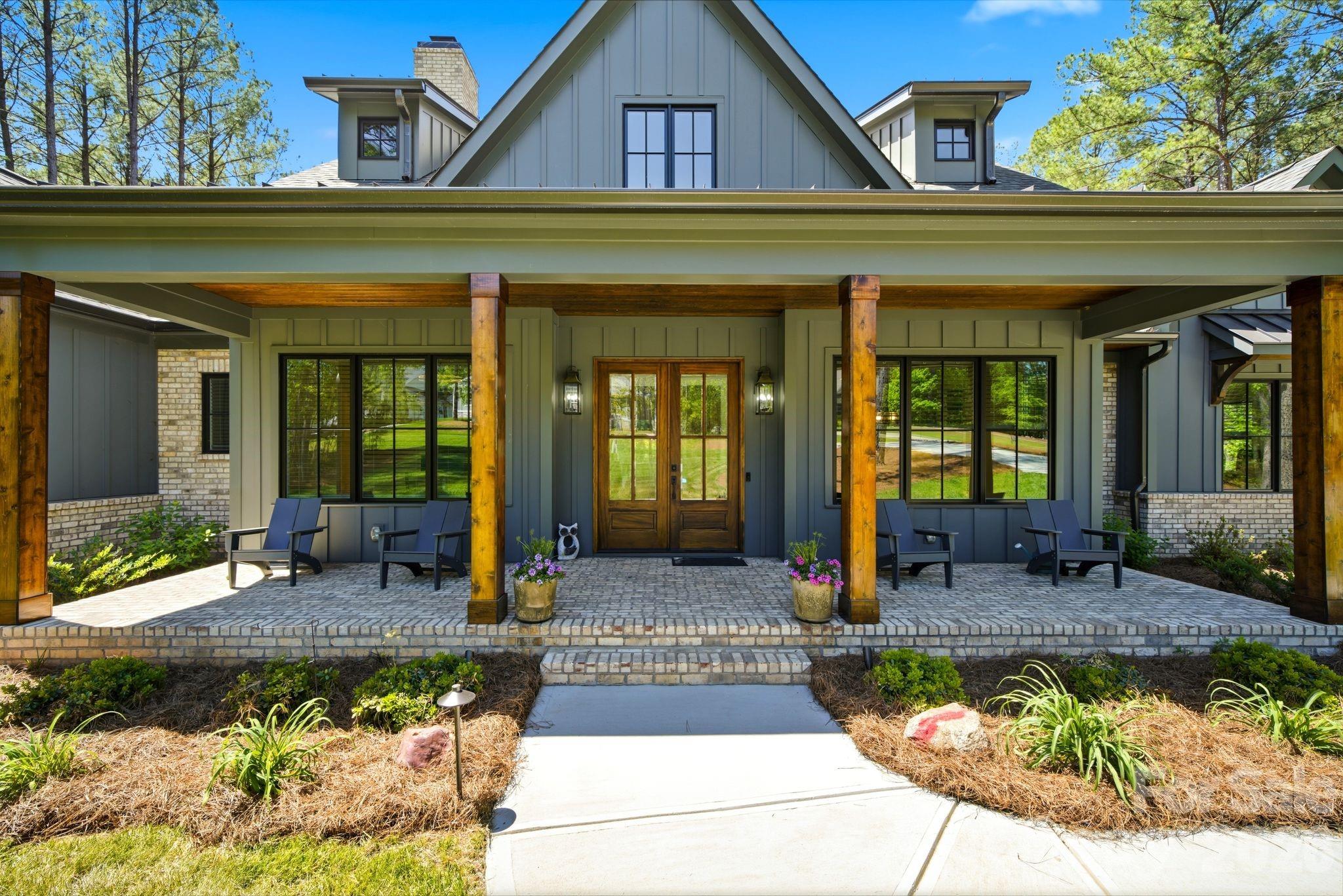 Single Family Residence at 6223 Chimney Bluff Road, Lancaster, photo 5 of 47