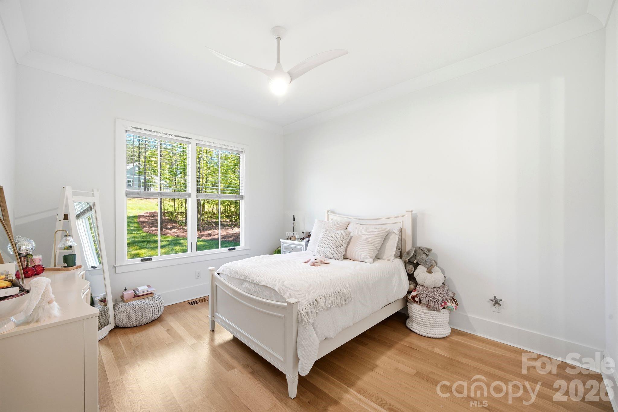 Single Family Residence at 6223 Chimney Bluff Road, Lancaster, photo 19 of 47