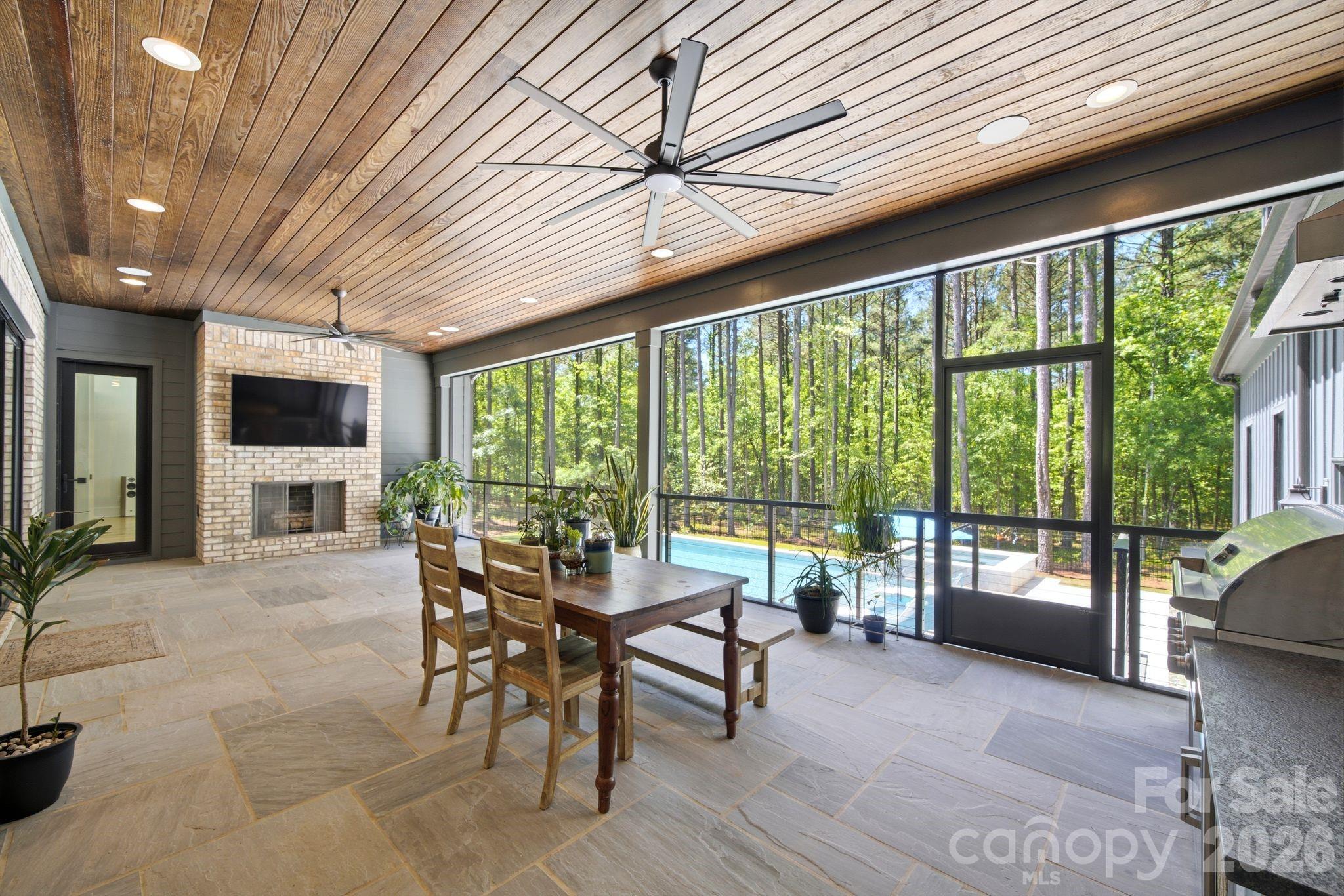 Single Family Residence at 6223 Chimney Bluff Road, Lancaster, photo 37 of 47