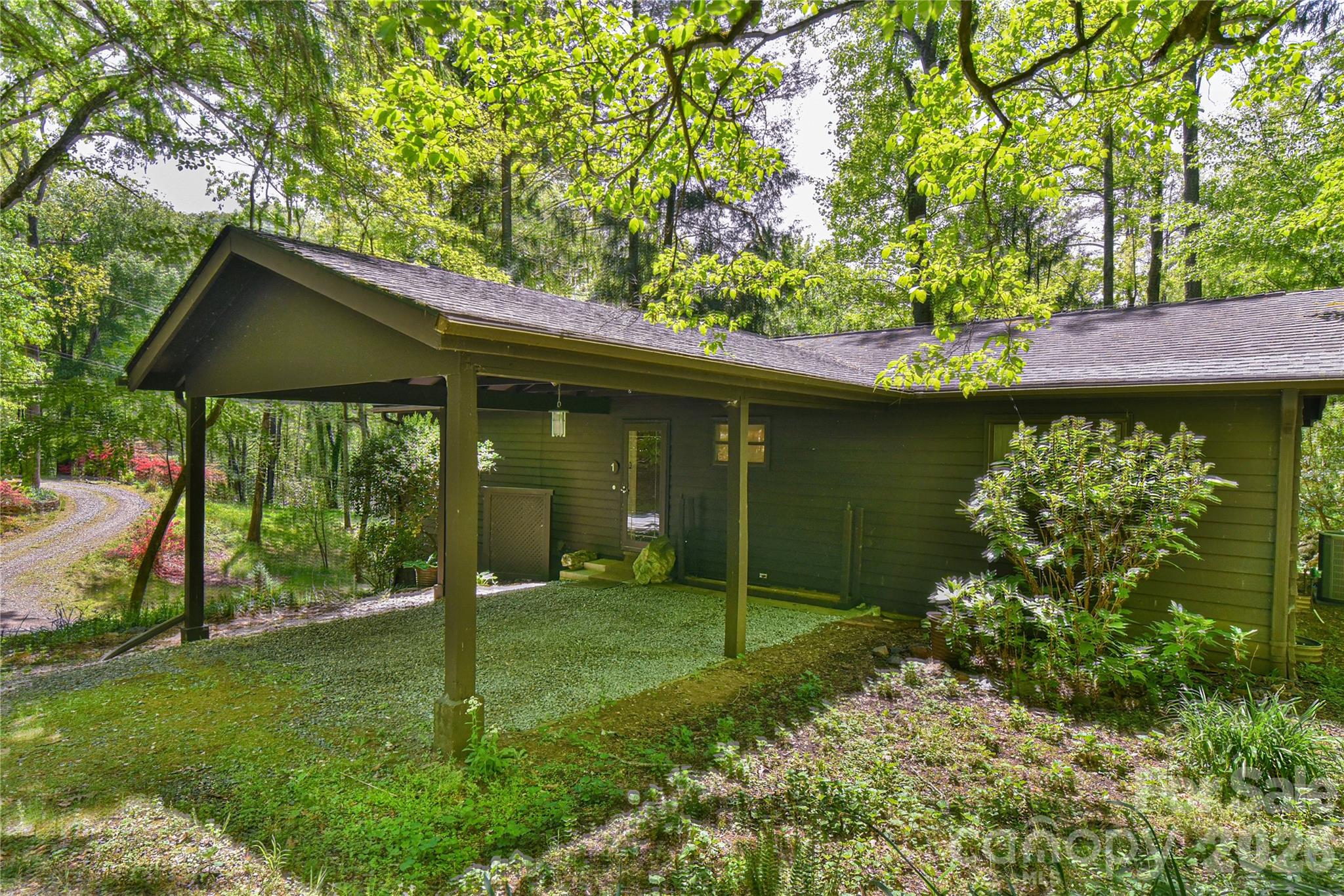 Come on home! - 1 Hillcrest Lane, Black Mountain