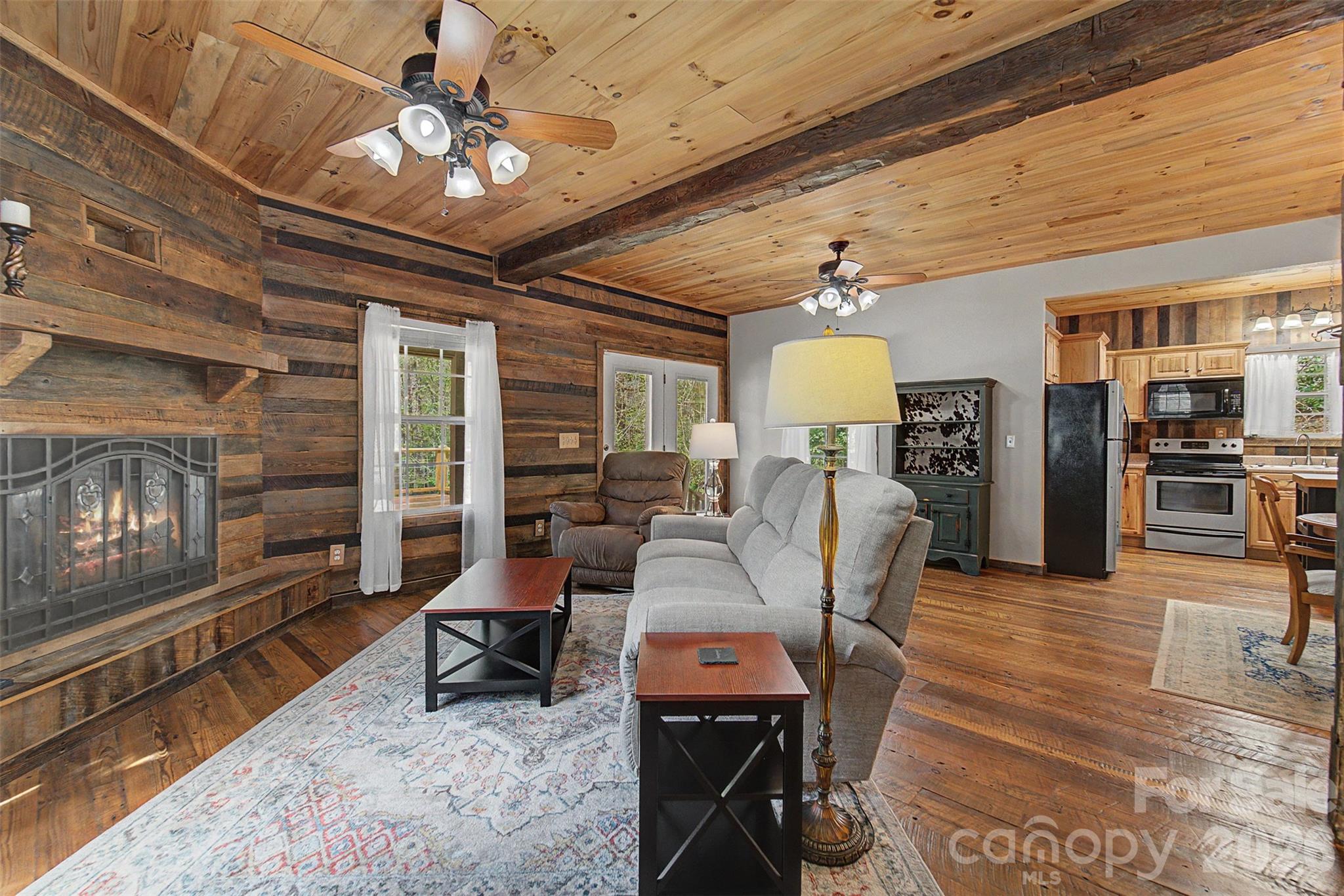 Single Family Residence at 138 Hubbell Lane, Robbinsville, photo 13 of 49