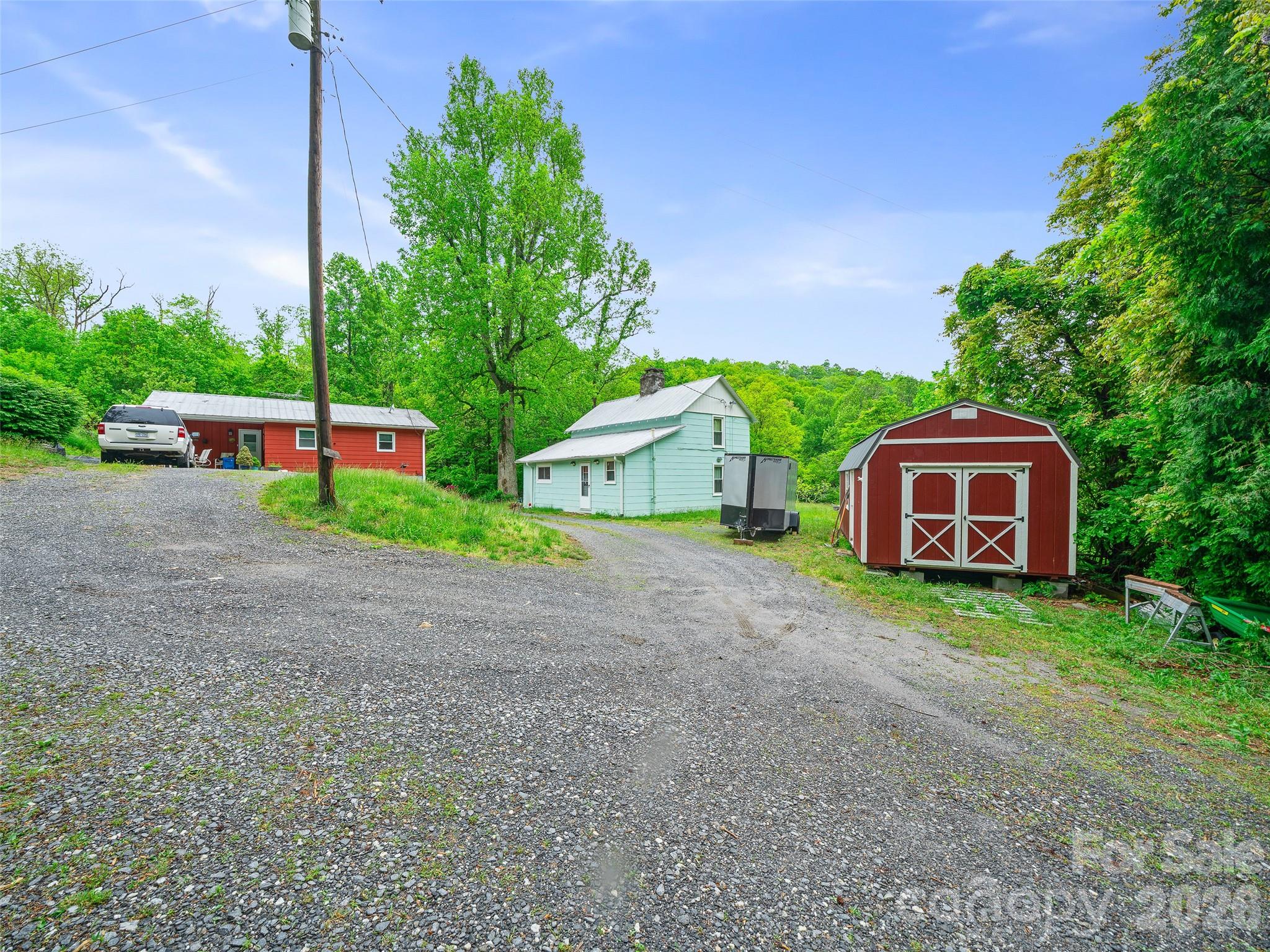 Portfolio at 2380 Old Fort Road, Black Mountain, photo 6 of 27