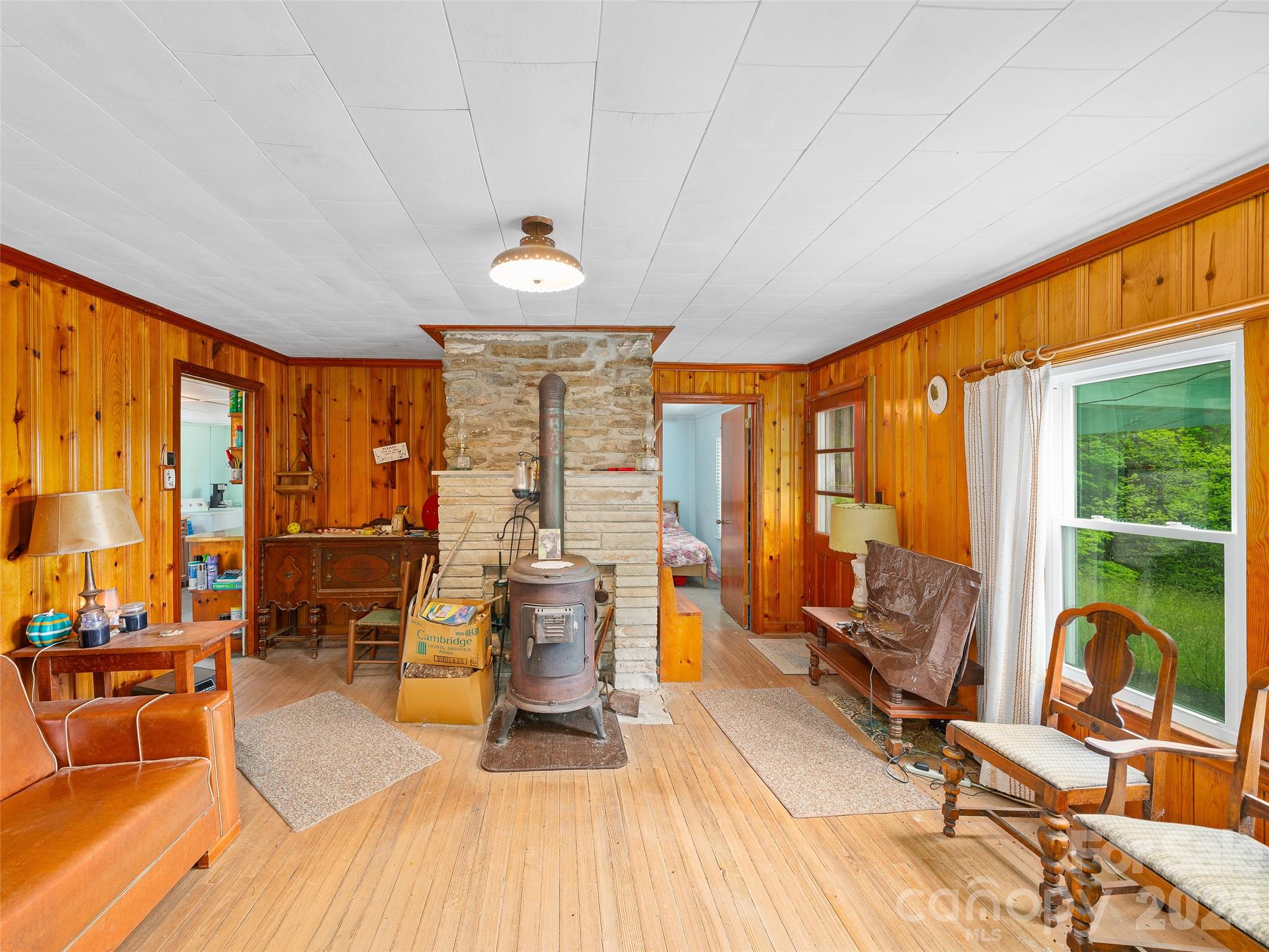 FARM HOUSE LIVING ROOM - 2380 Old Fort Road, Black Mountain