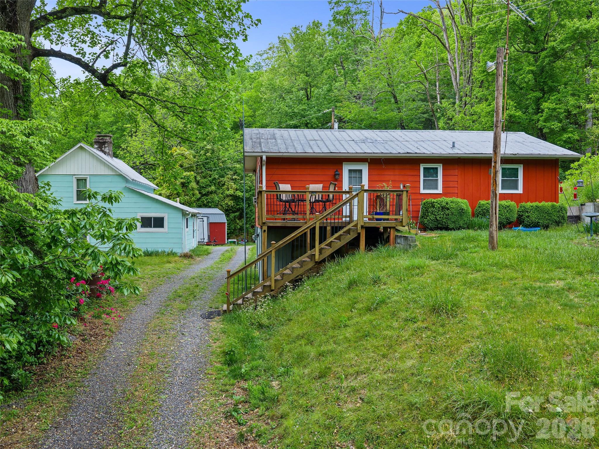 APARTMENT DECK - 2380 Old Fort Road, Black Mountain