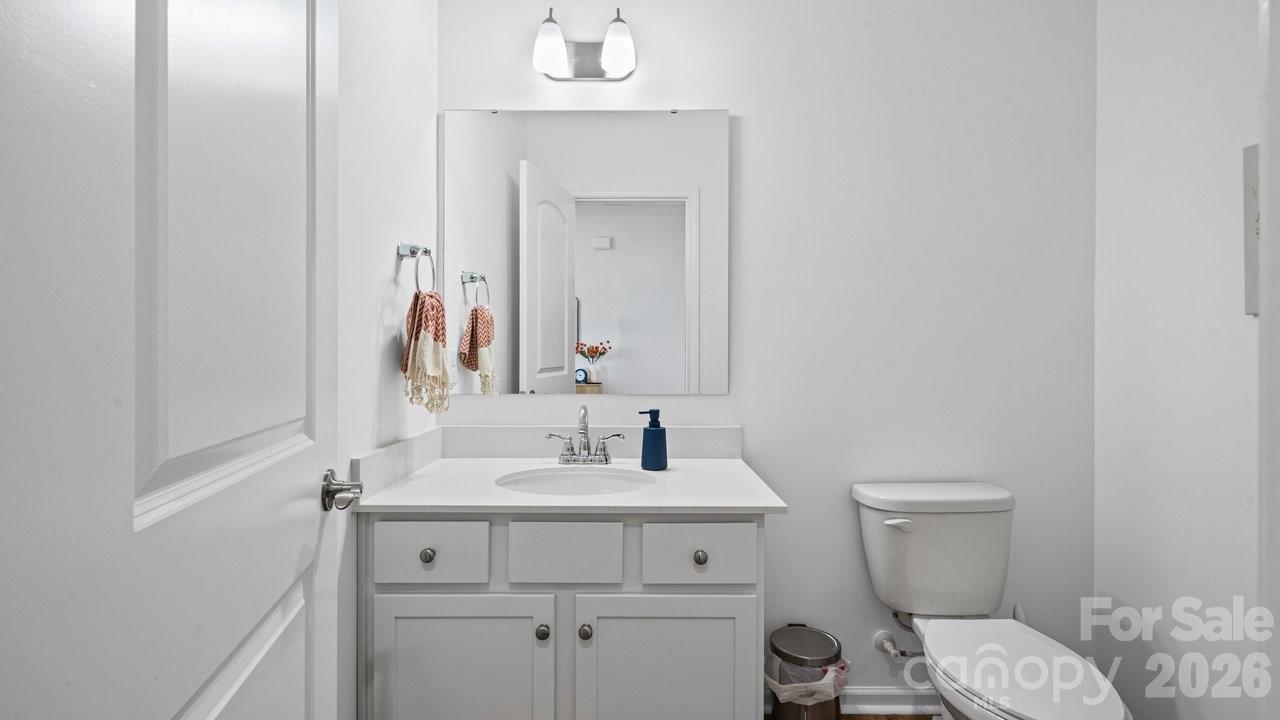 Half Bath - 118 Jetty Lane, Statesville