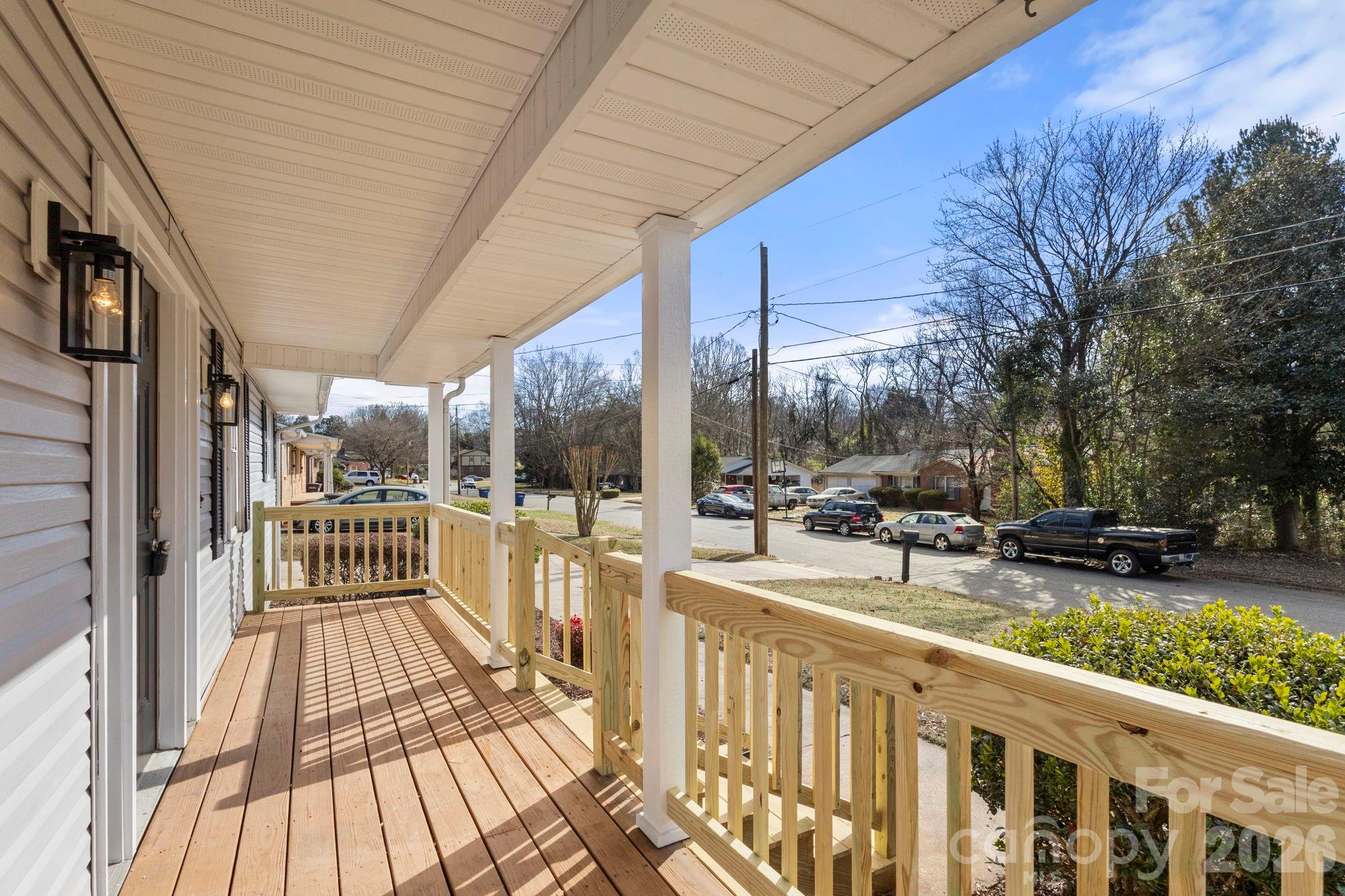 Covered Front Porch - 322 Holland Circle, Statesville