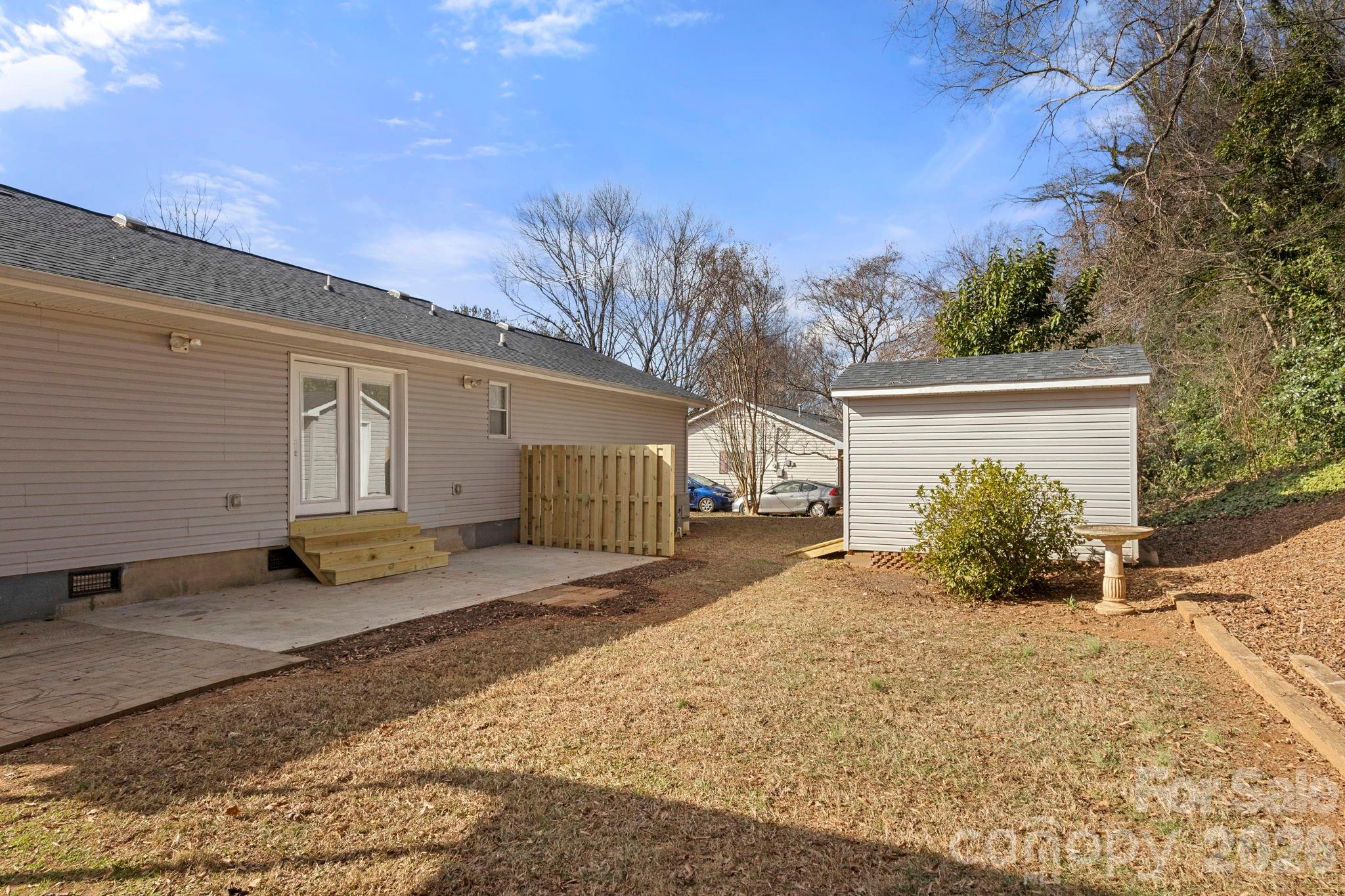 Single Family Residence at 322 Holland Circle, Statesville, photo 20 of 21