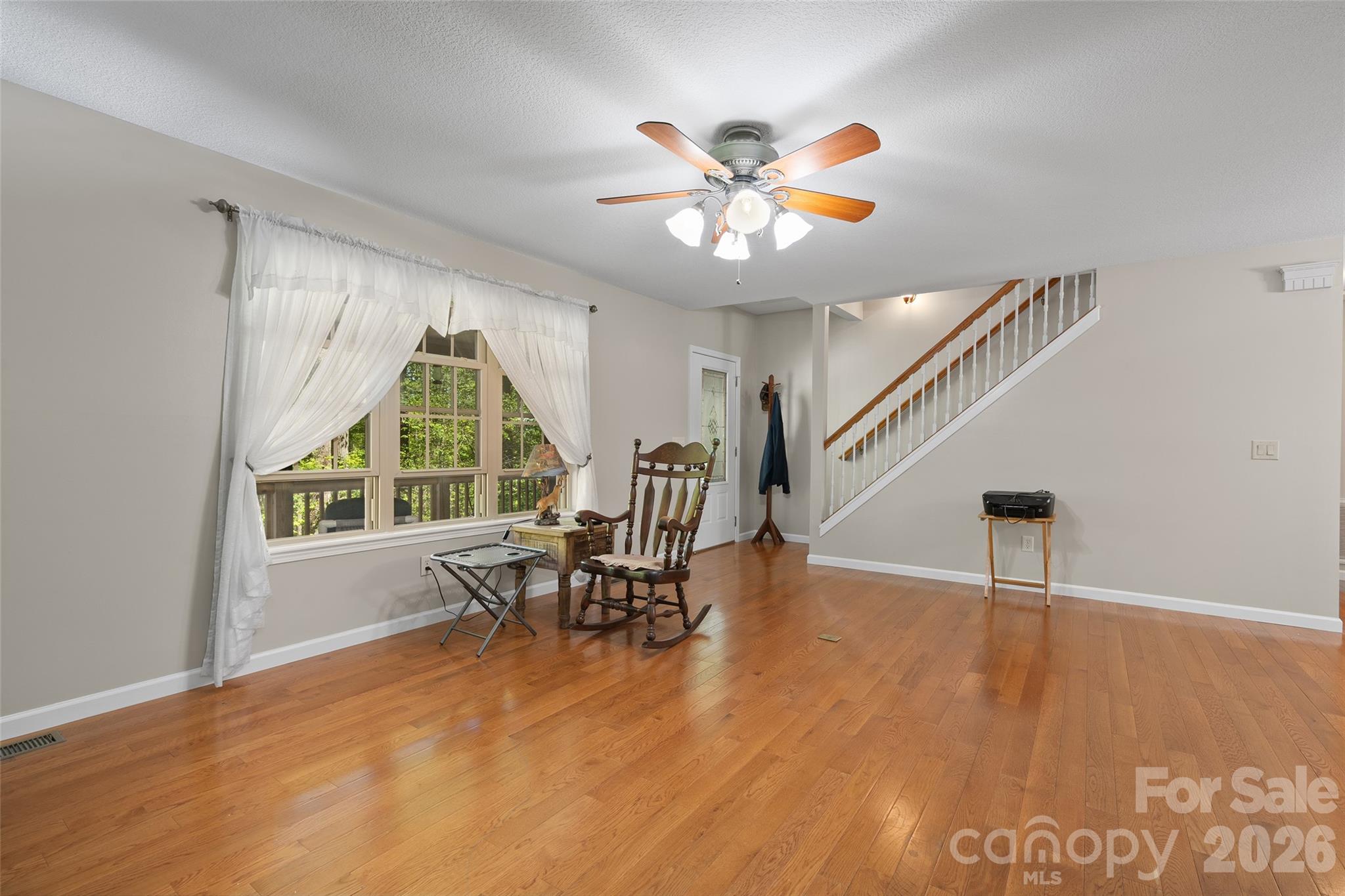Single Family Residence at 93 Streamside Drive, Waynesville, photo 6 of 29