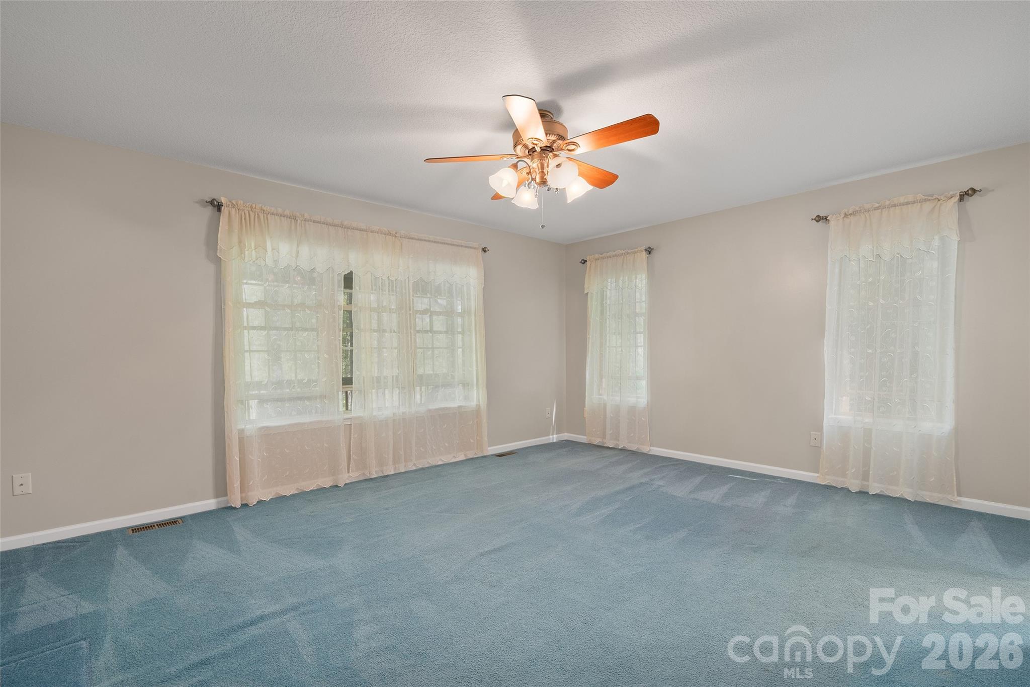 Single Family Residence at 93 Streamside Drive, Waynesville, photo 15 of 29