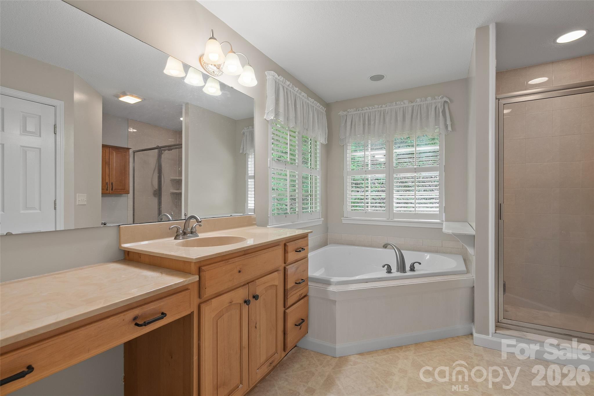 Single Family Residence at 93 Streamside Drive, Waynesville, photo 17 of 29