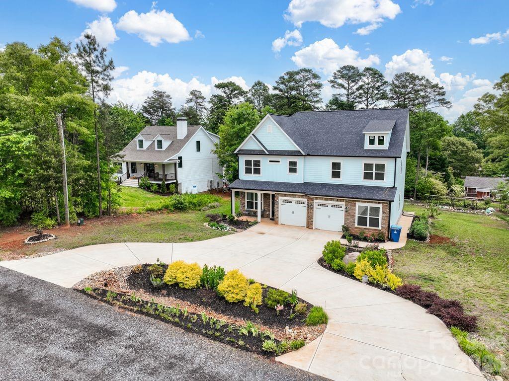 Single Family Residence at 4950 Surfwood Drive, Sherrills Ford, photo 2 of 48