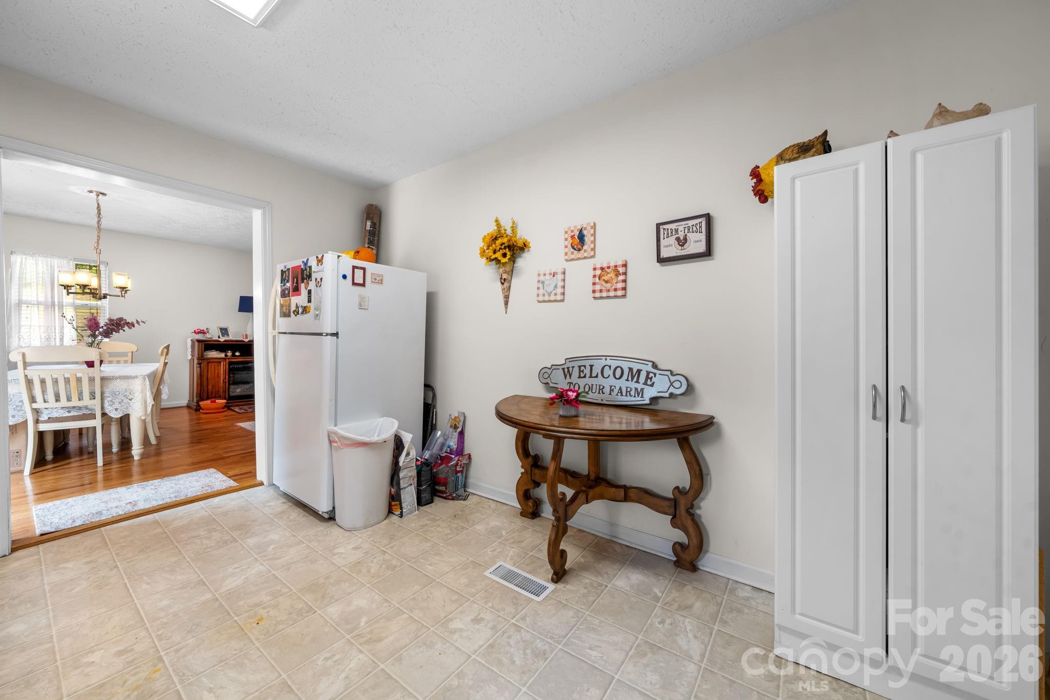 Single Family Residence at 625 Milton Avenue SW, Valdese, photo 10 of 25