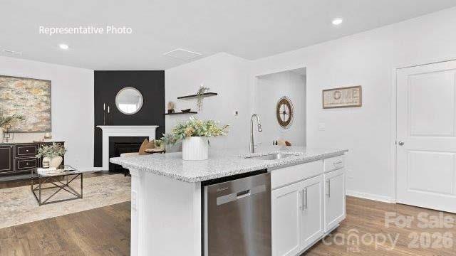 Single Family Residence at 171 Logan Farms Drive, Mooresville, photo 6 of 21