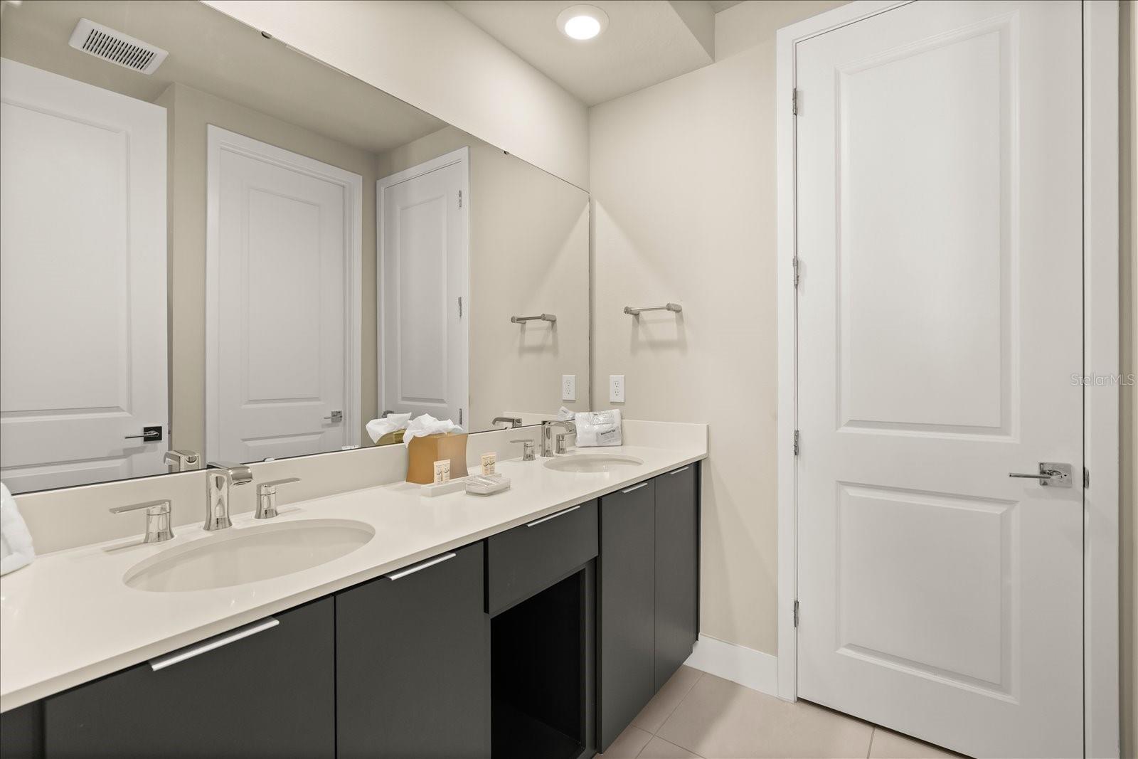 Condominium at 7770 SANDY RIDGE DR #218 BLDG 28 - Elevator, KISSIMMEE, photo 12 of 58