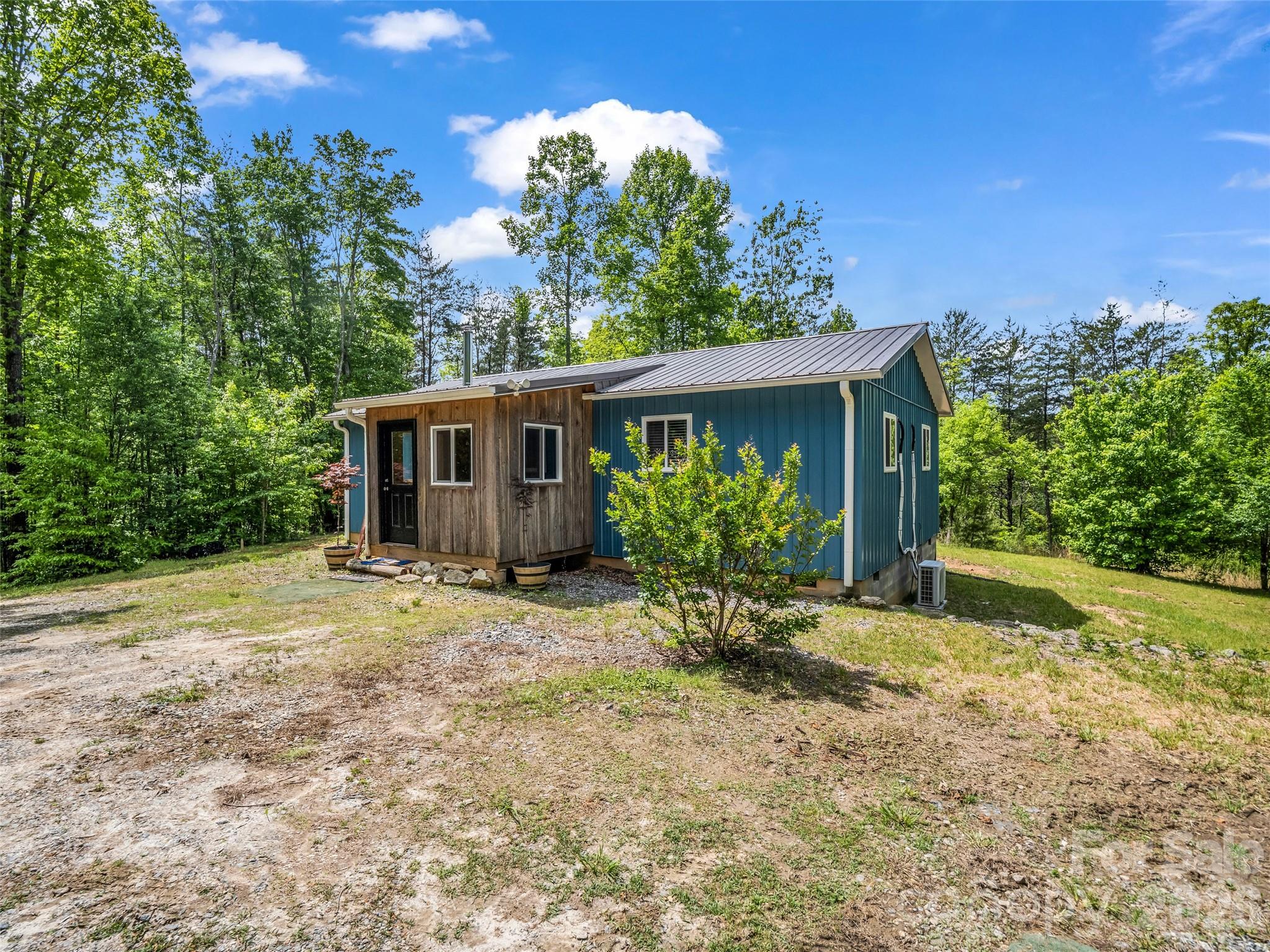 Single Family Residence at 721 Old Mill Road, Lake Lure, photo 3 of 33