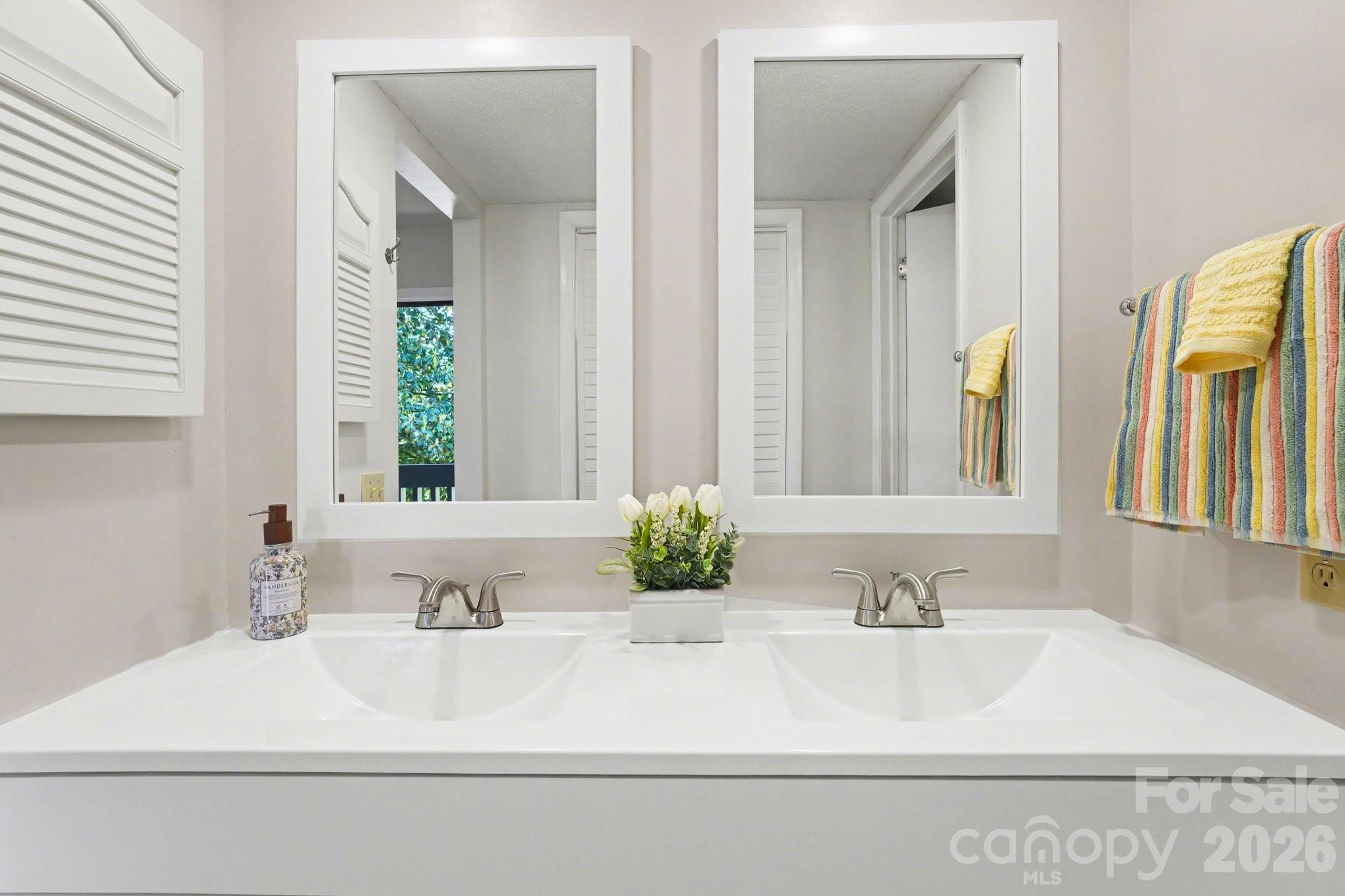 Primary Bath - 250 Sugar Gum Lane, Pinehurst
