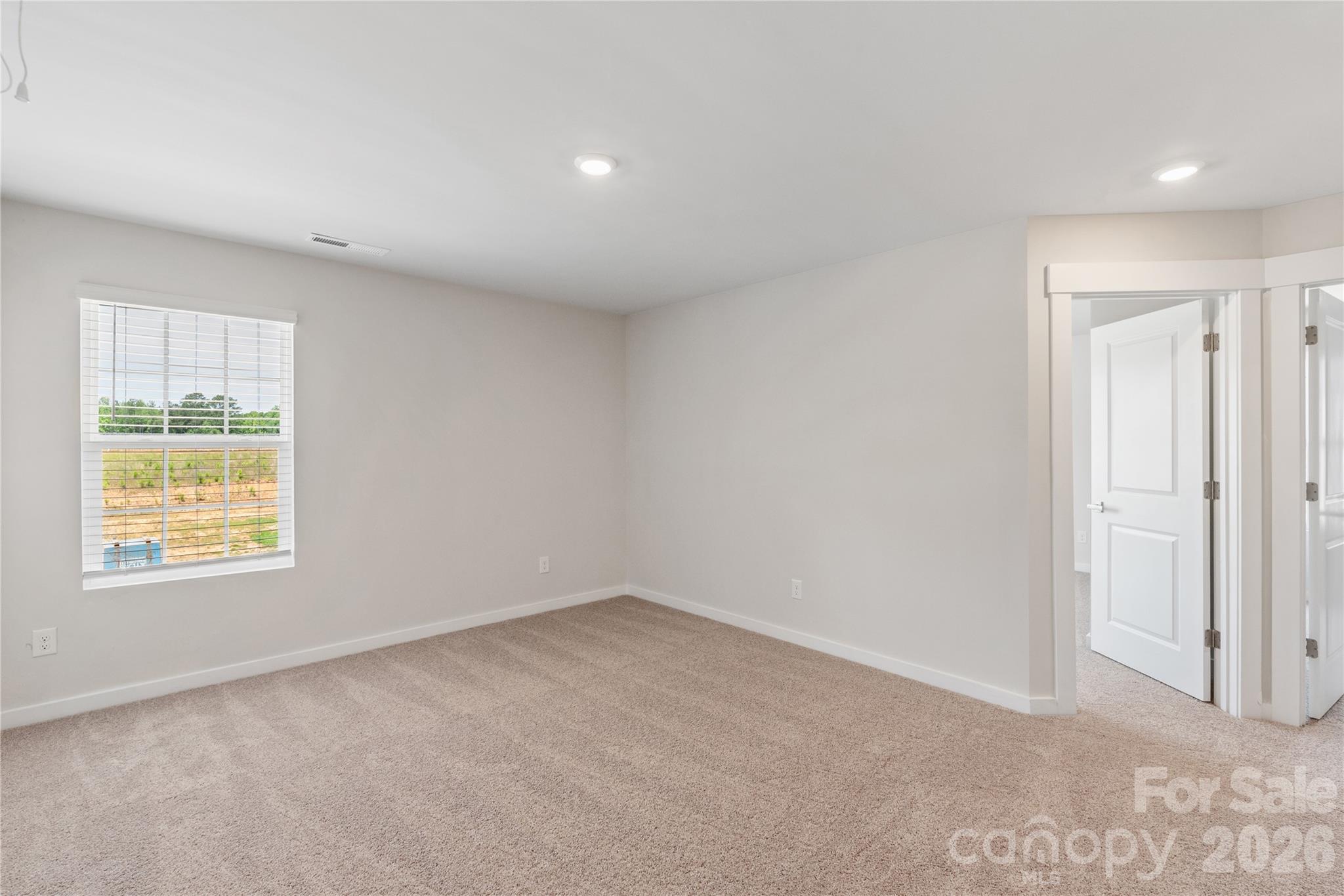 Single Family Residence at 3423 Robindale Drive, Winston Salem, photo 12 of 20