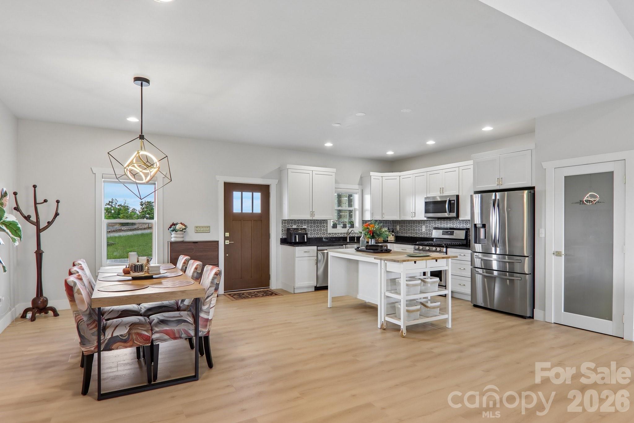 Single Family Residence at 68 Simply Grateful Drive, Hendersonville, photo 9 of 30