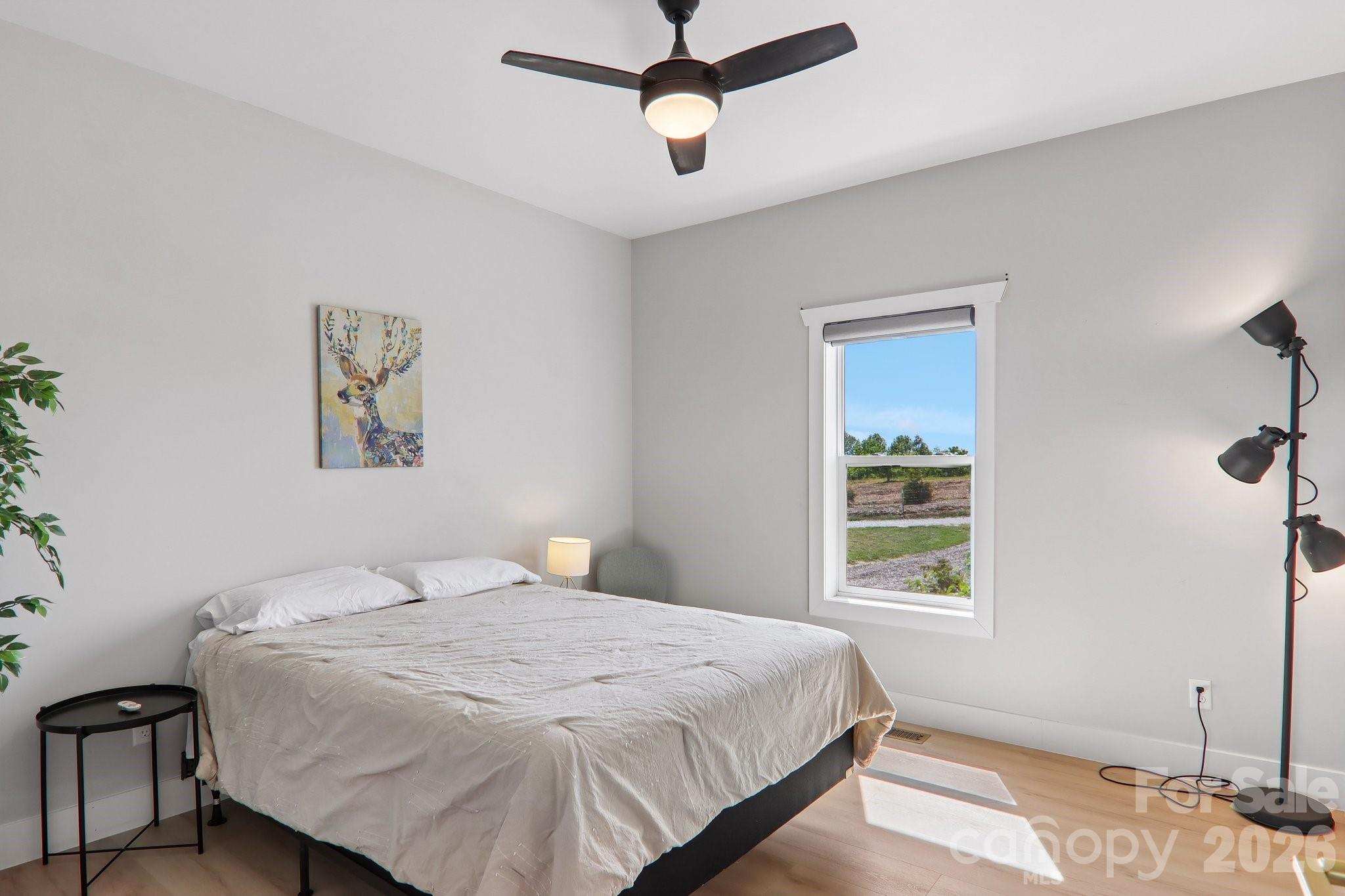Single Family Residence at 68 Simply Grateful Drive, Hendersonville, photo 21 of 30