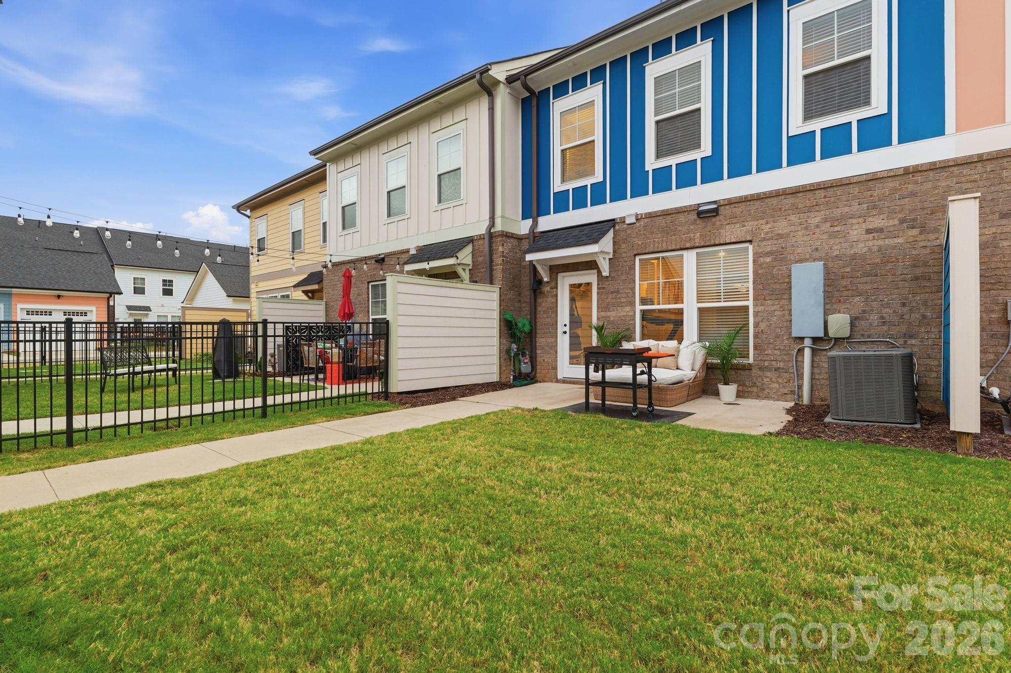 Townhouse at 729 Veloway Drive, Rock Hill, photo 20 of 32