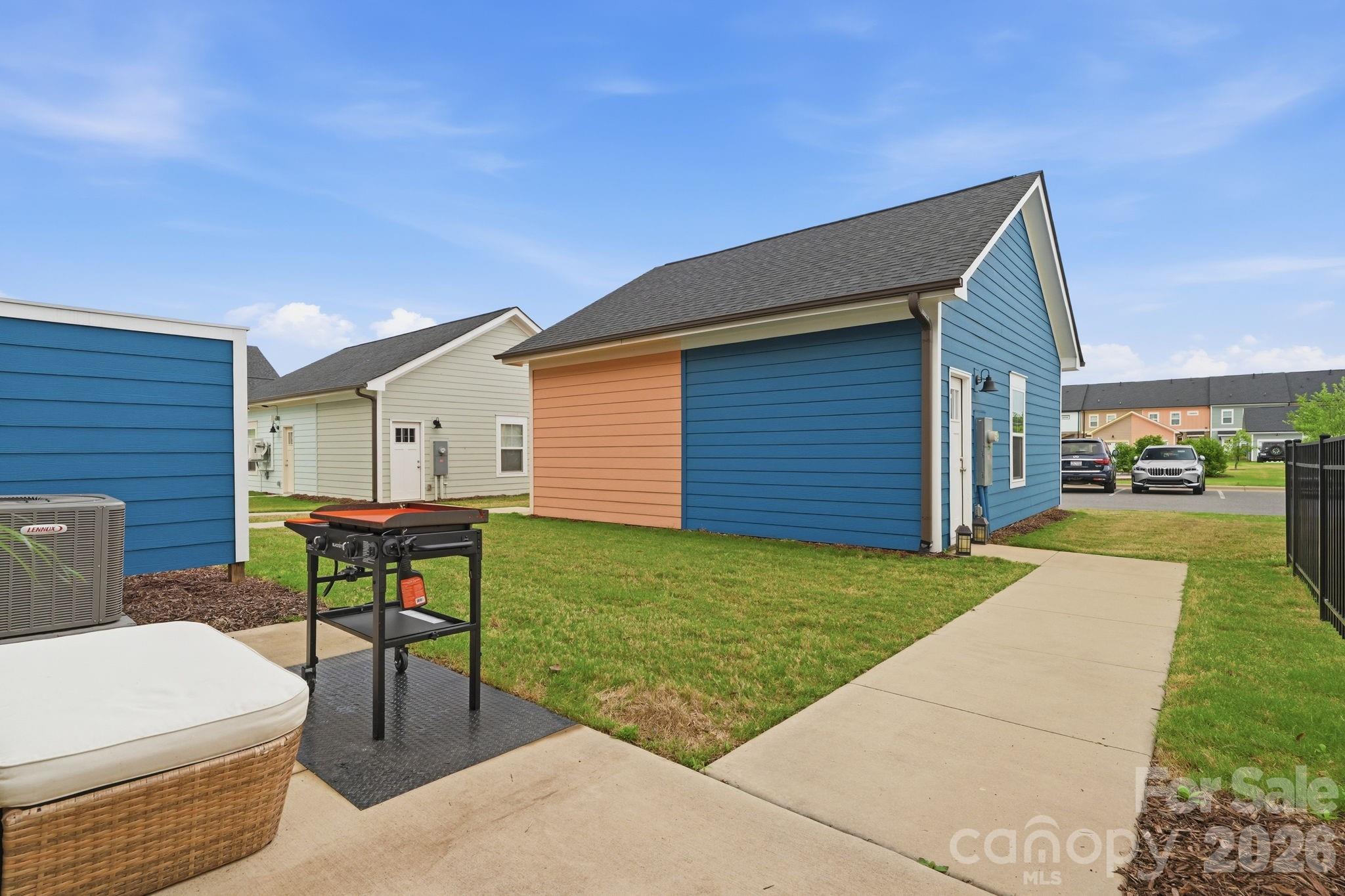 Townhouse at 729 Veloway Drive, Rock Hill, photo 23 of 32