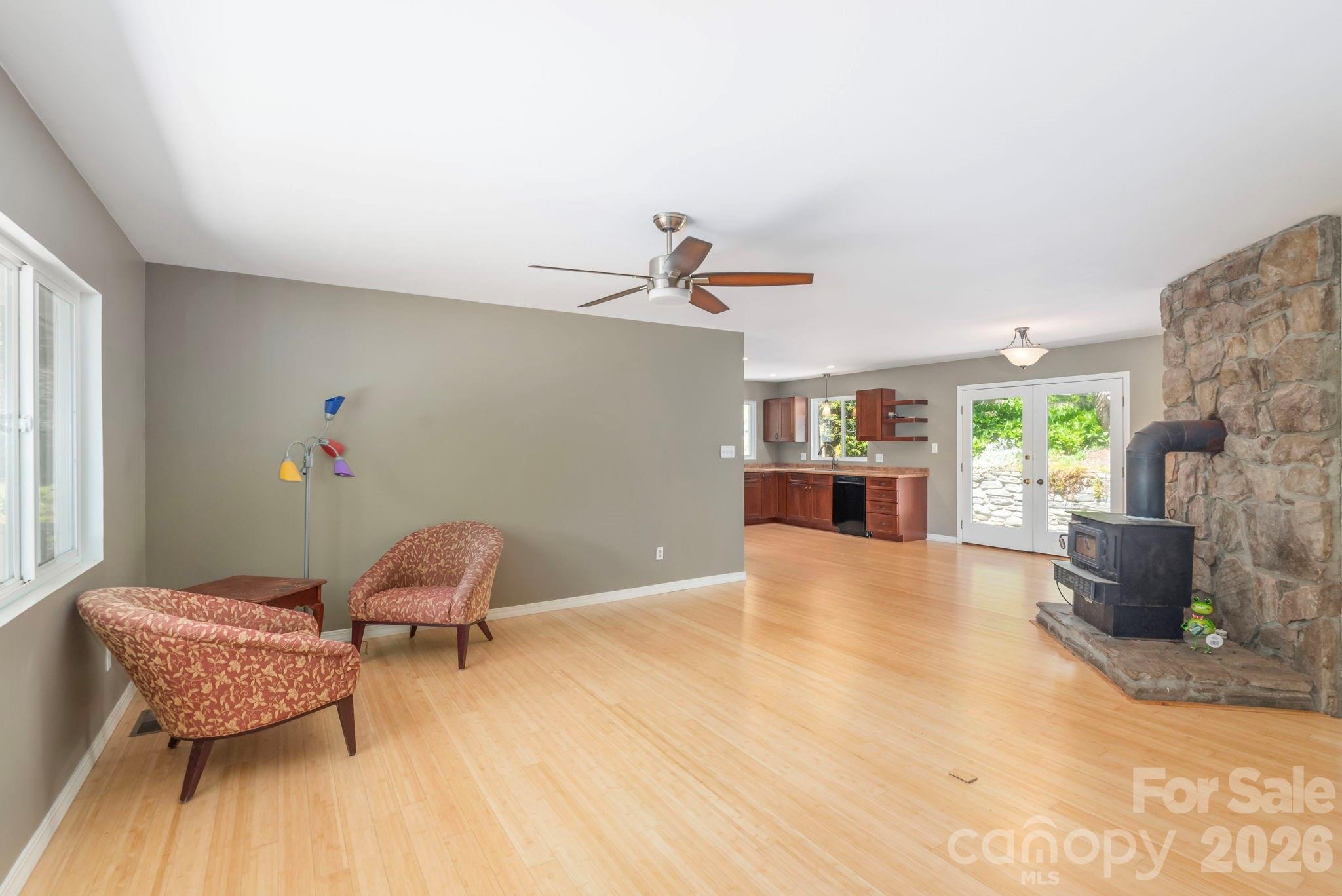 Single Family Residence at 155 Old Starnes Cove Road, Asheville, photo 14 of 39