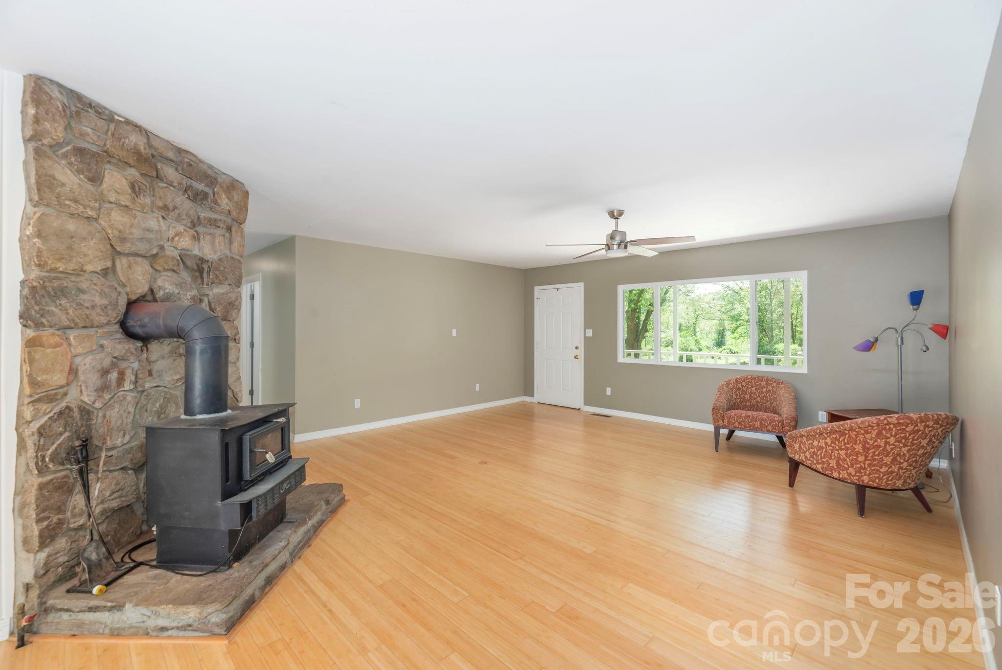 Single Family Residence at 155 Old Starnes Cove Road, Asheville, photo 15 of 39