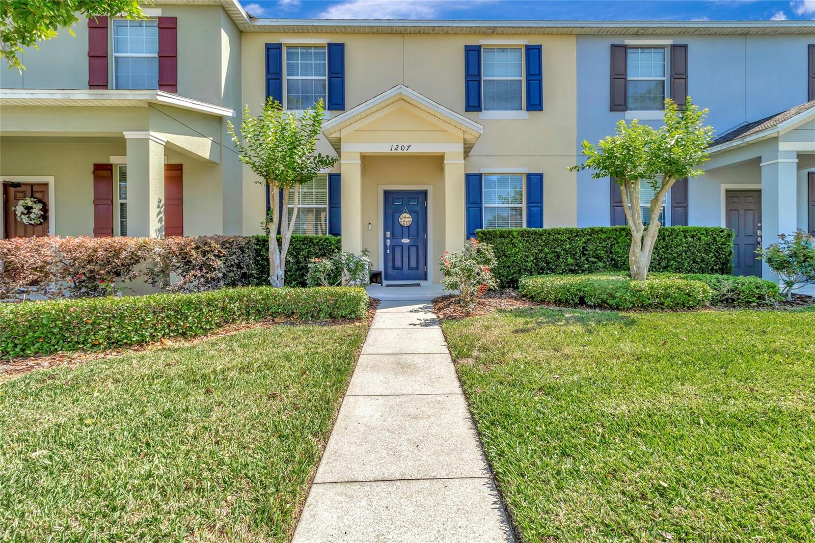 Front walk way from street - 1207 ALSTON BAY BLVD, APOPKA