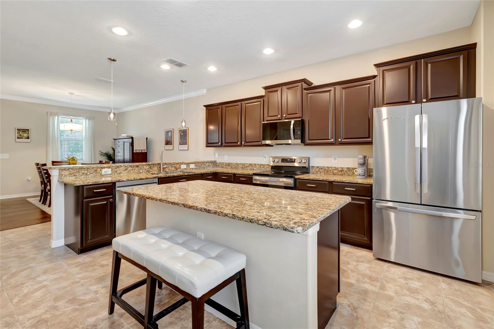 Kitchen Island - 1207 ALSTON BAY BLVD, APOPKA