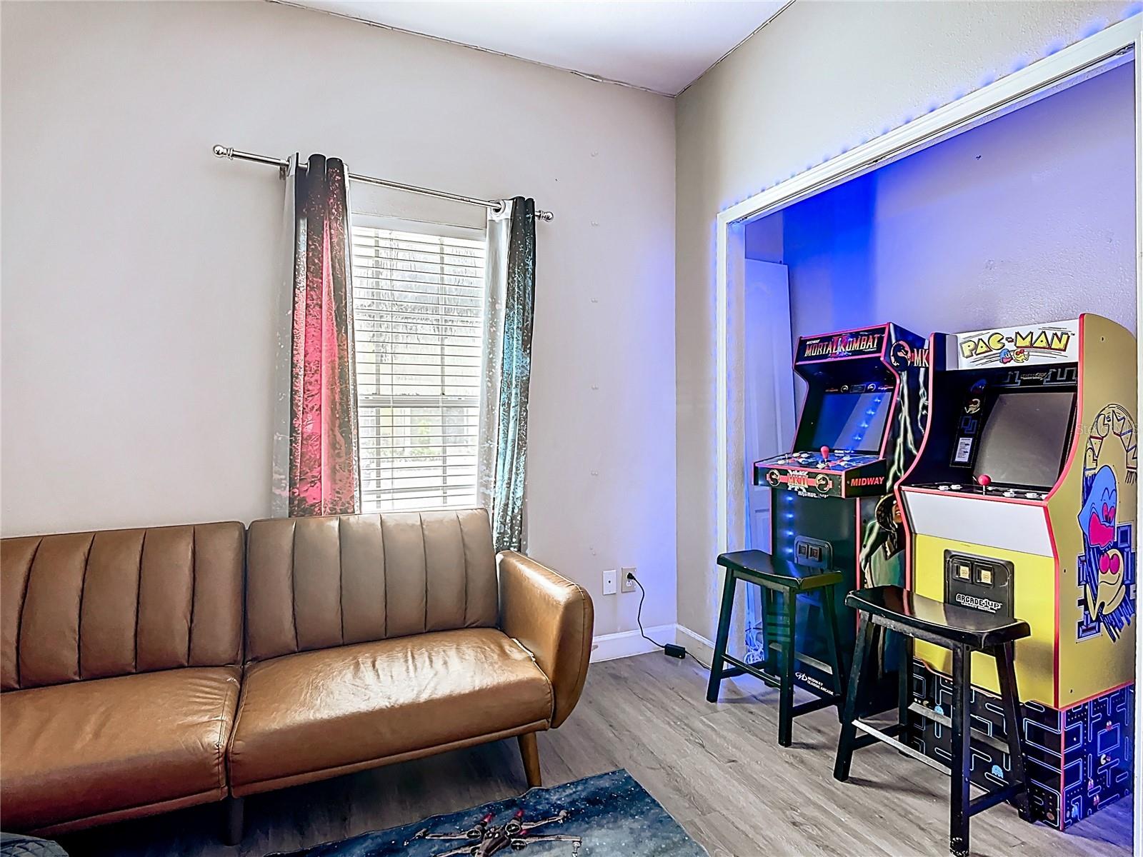Townhouse at 8951 CALIFORNIA PALM RD, KISSIMMEE, photo 9 of 26