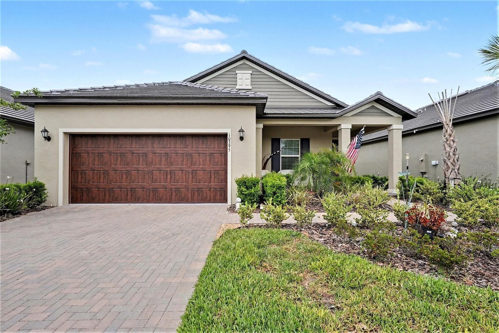 Front of Home - 10395 BANYAN BREEZE BLVD, LAND O LAKES