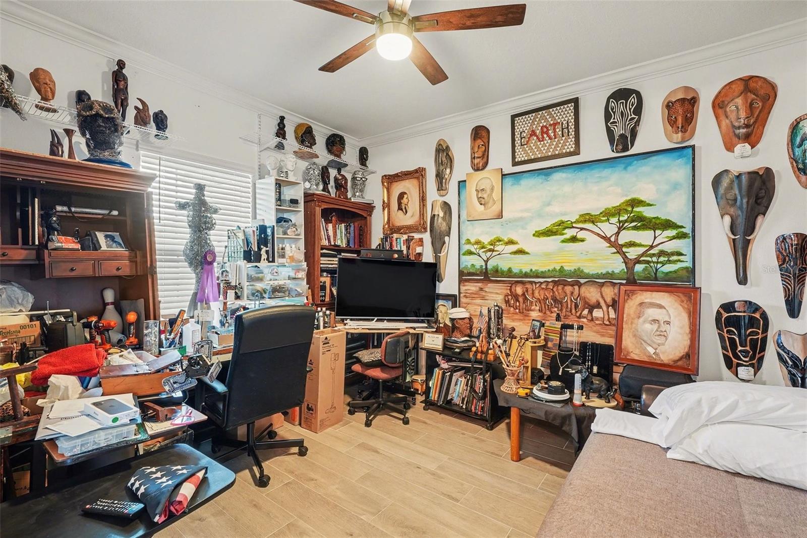 Office/Den/Studio - 10395 BANYAN BREEZE BLVD, LAND O LAKES