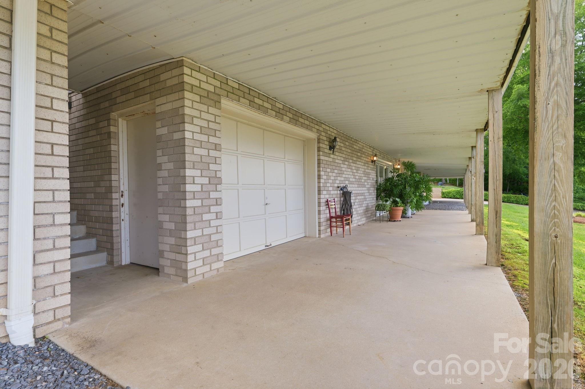 Single Family Residence at 120 Shady Cove Road, Troutman, photo 31 of 48