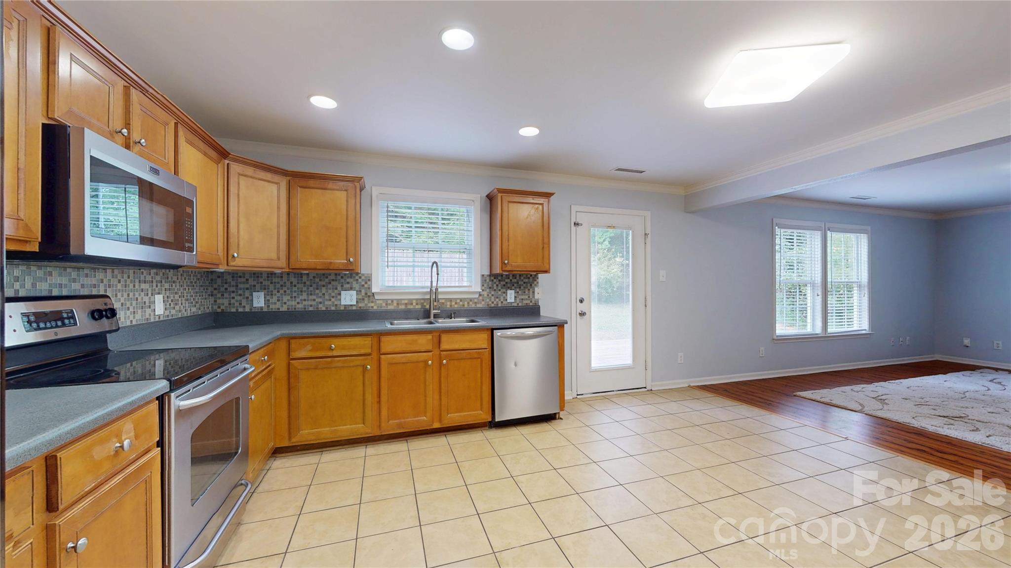 Single Family Residence at 4219 Shasta Circle, Clover, photo 11 of 24