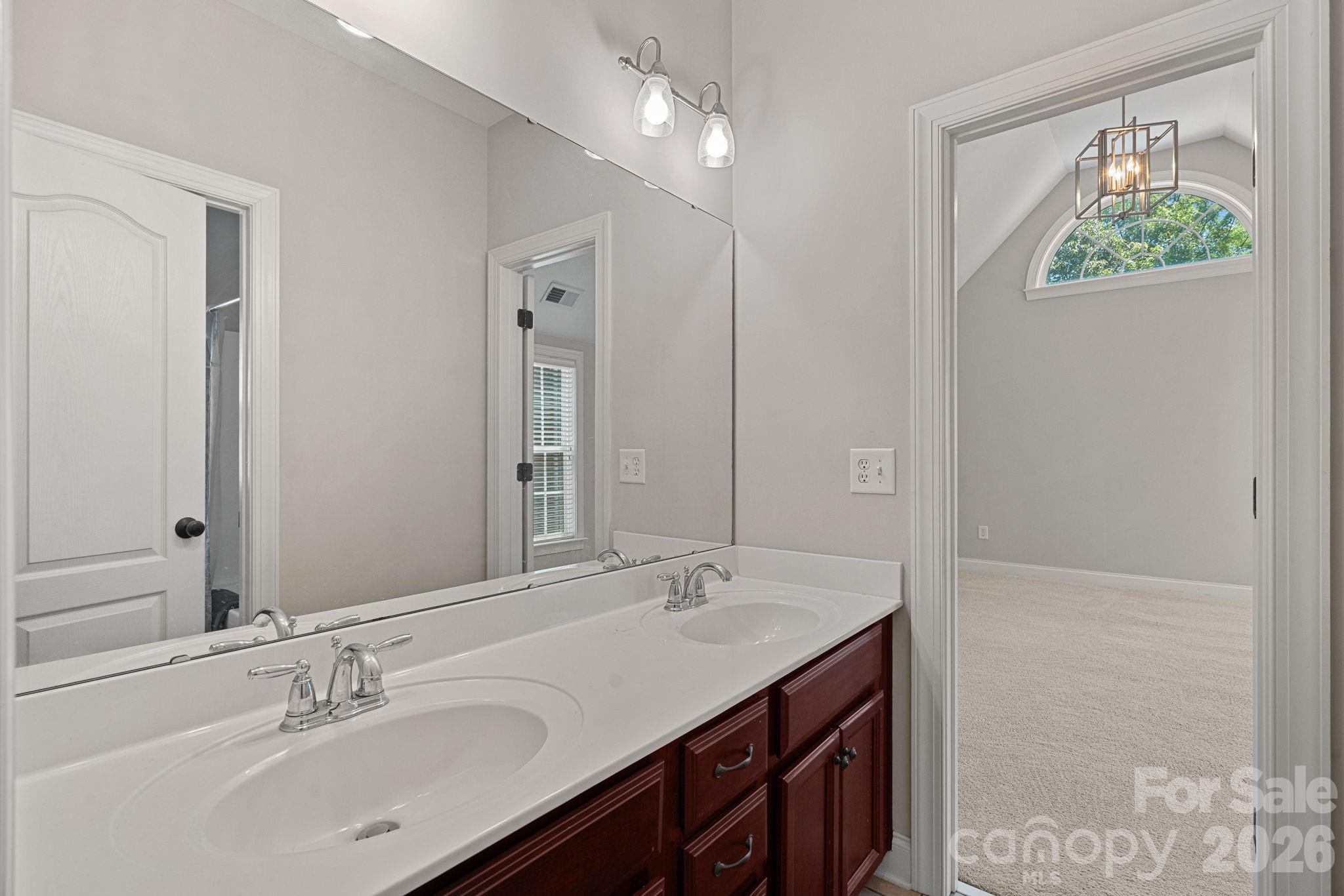 Jack and Jill Upstairs Bathroom - 11215 Warfield Avenue, Huntersville