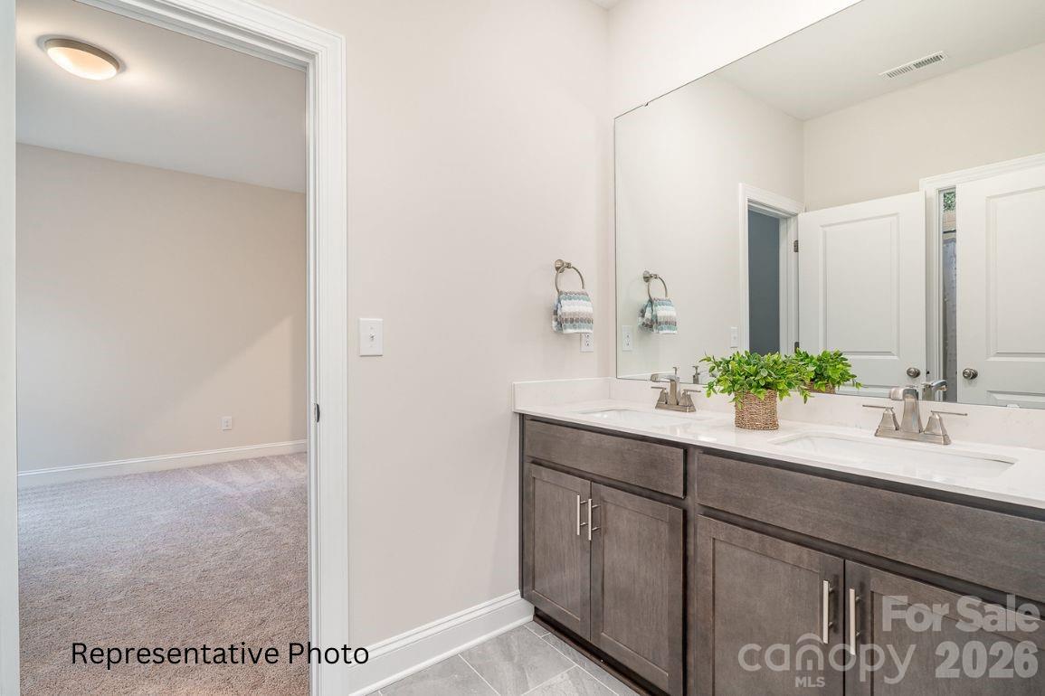 Single Family Residence at 20396 Queens Street, Cornelius, photo 8 of 38