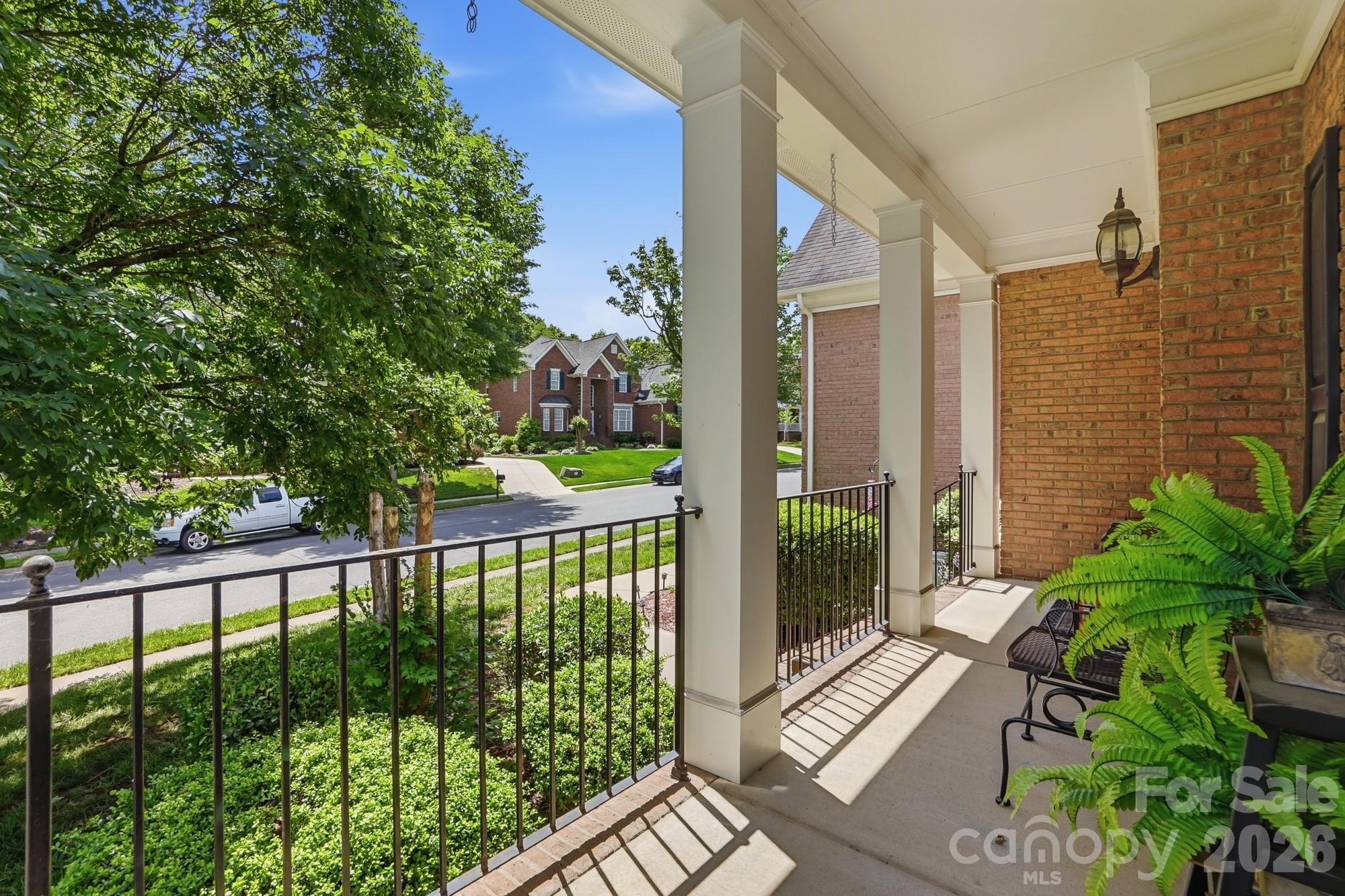 Single Family Residence at 8108 Morehouse Drive, Waxhaw, photo 3 of 36