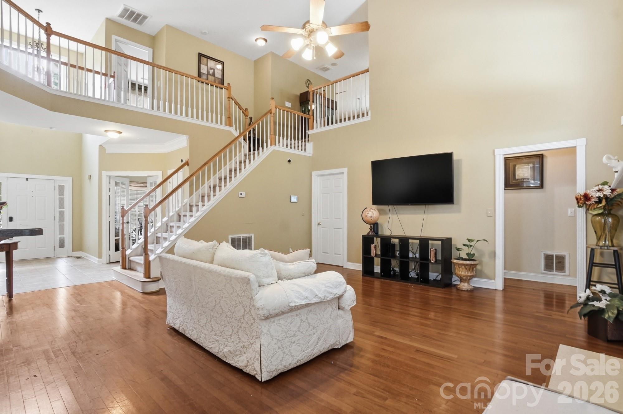 Single Family Residence at 8108 Morehouse Drive, Waxhaw, photo 8 of 36
