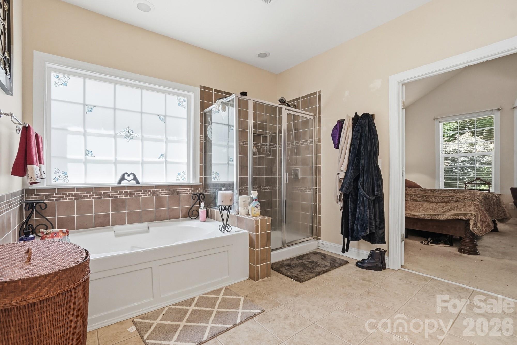 Single Family Residence at 8108 Morehouse Drive, Waxhaw, photo 19 of 36
