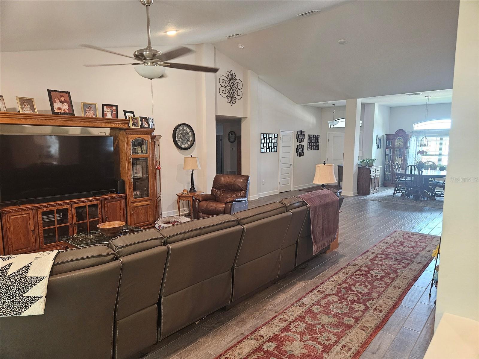 Living room - 4222 JULIANA LAKE DR, AUBURNDALE