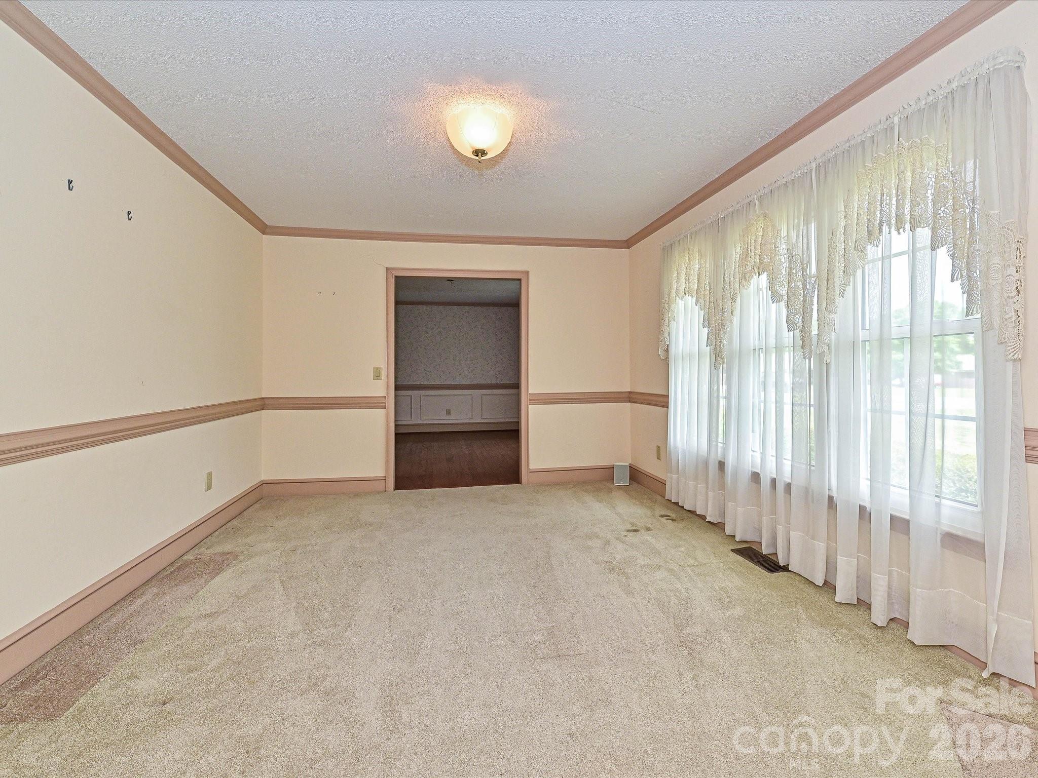 Single Family Residence at 4165 Wrangler Drive SW, Concord, photo 4 of 37
