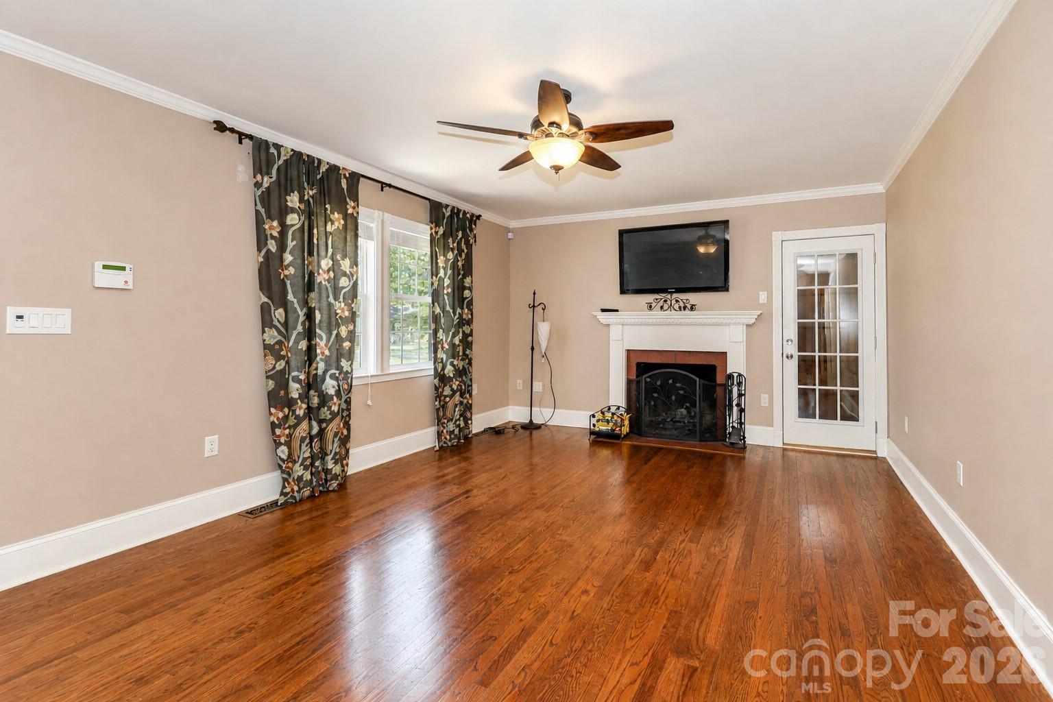 Single Family Residence at 820 Woodland Road, Statesville, photo 4 of 35